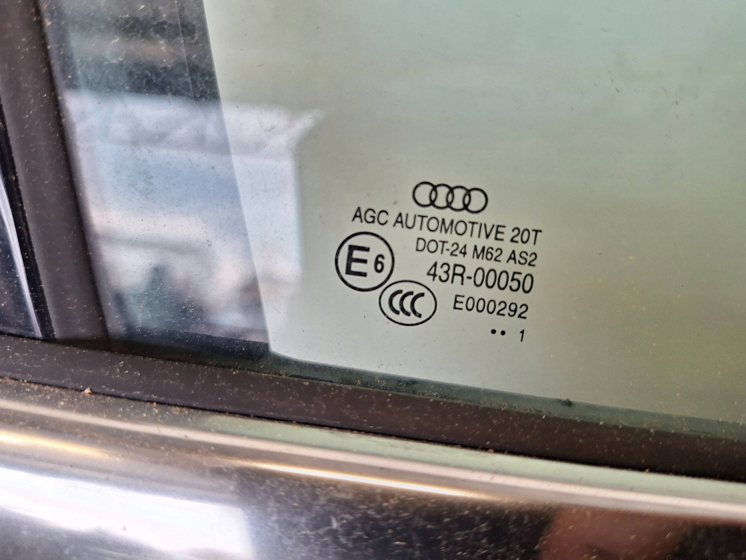 AUDI Q5 8R 08-12 door right front