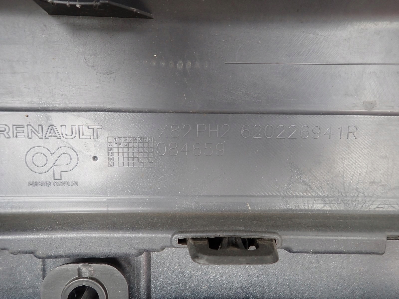 bumper front front RENAULT TRAFIC 3 III LIFT 2021- 620226941R
