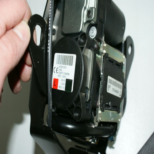 NAPINACZ PAS RANGE ROVER VOGUE SPORT 2014 NOWY Part number 737445503