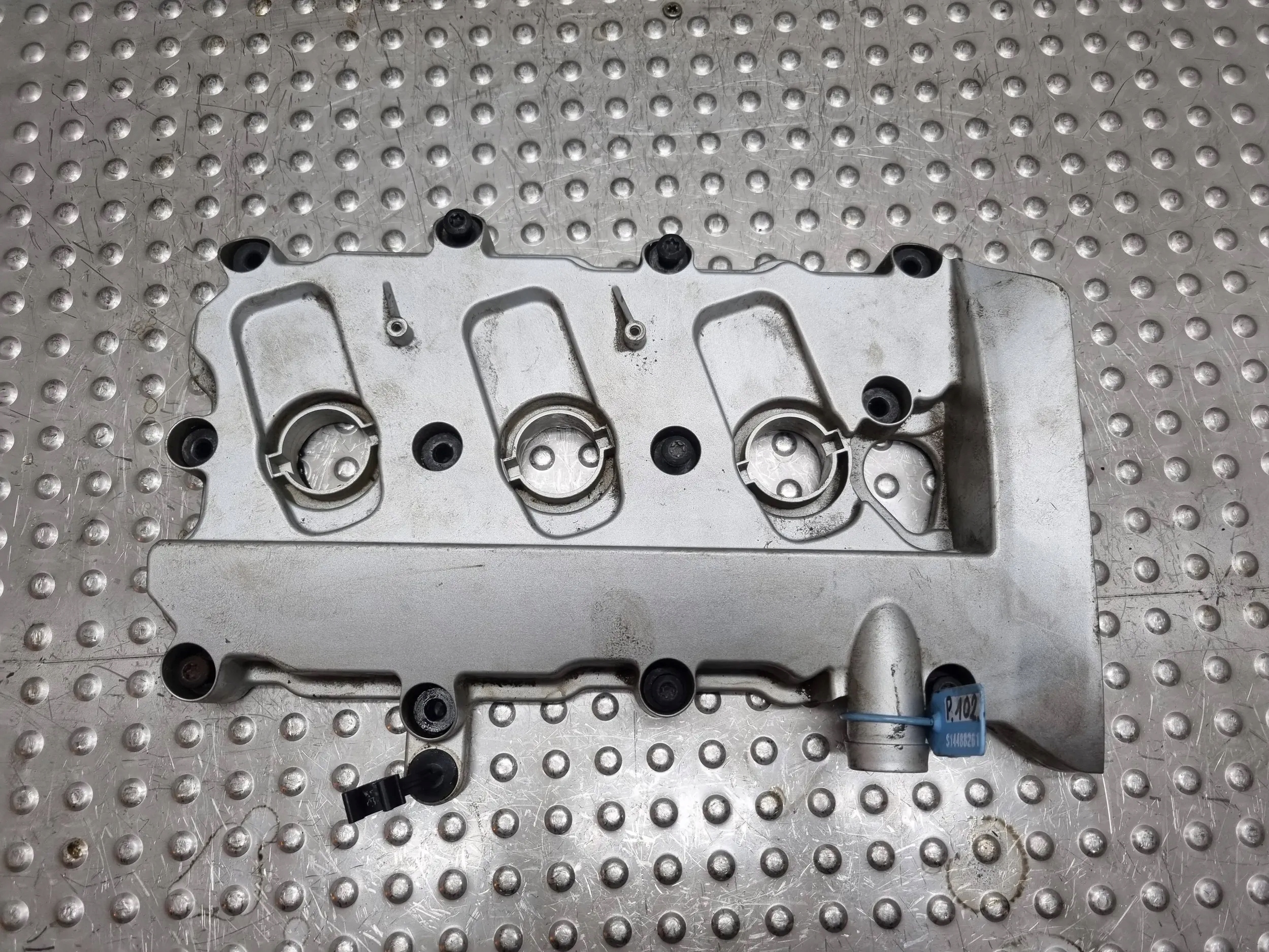 ABDECKUNG DER VENTILE 06E103472G AUDI A6 C6 3.2 FSI