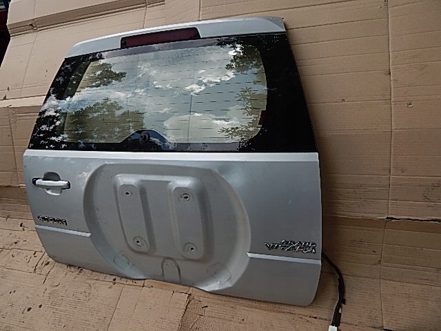 KLAPA TYLNA SZYBA SUZUKI GRAND VITARA II 05-13 Z2S Typ samochodu Samochody osobowe