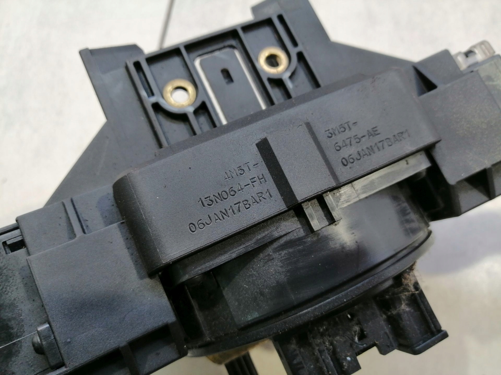 steering wheel levers and controls FOCUS MK2 4M5T14A664AB