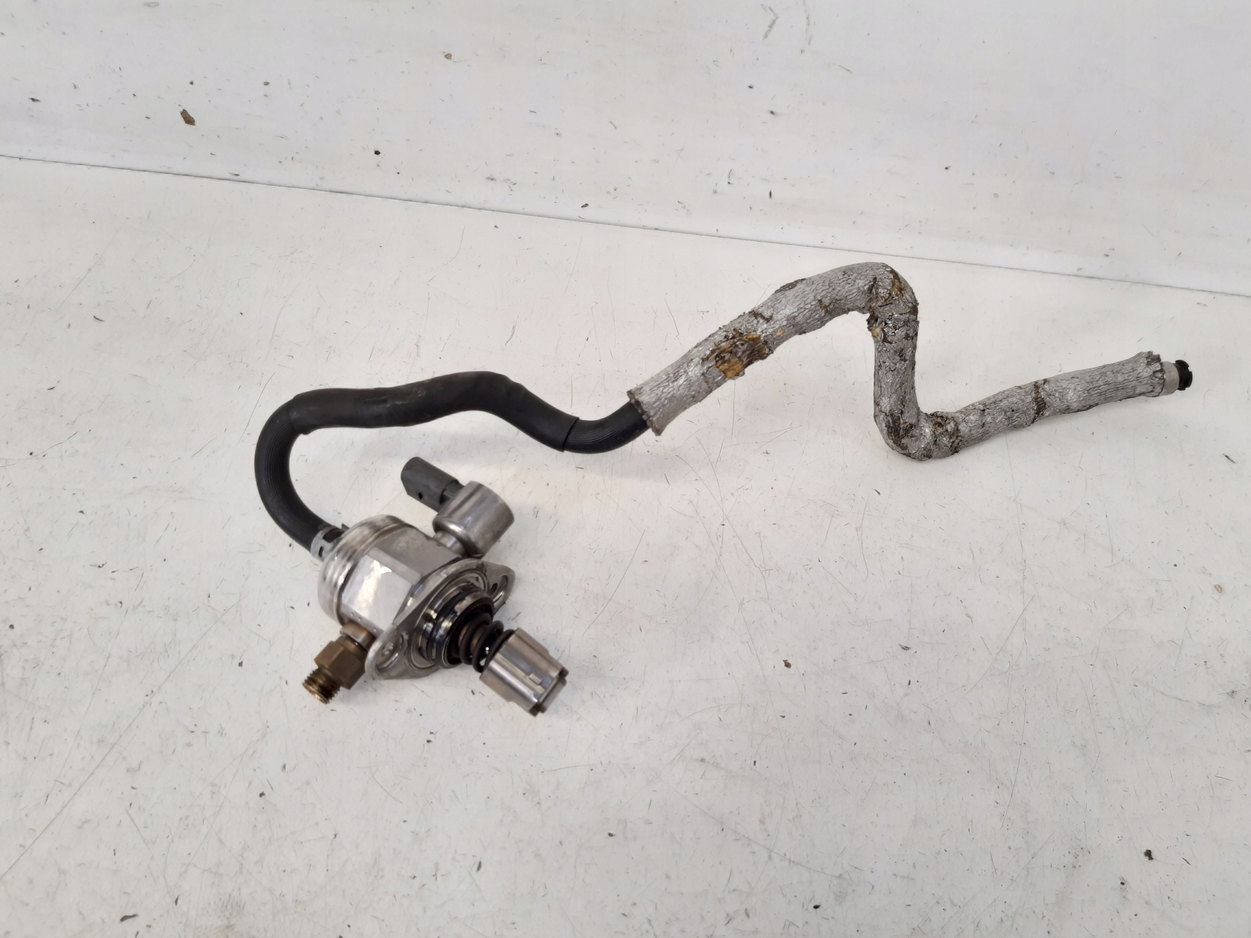 Pompa wysokiego pressione 06H127025K Audi A4 B8