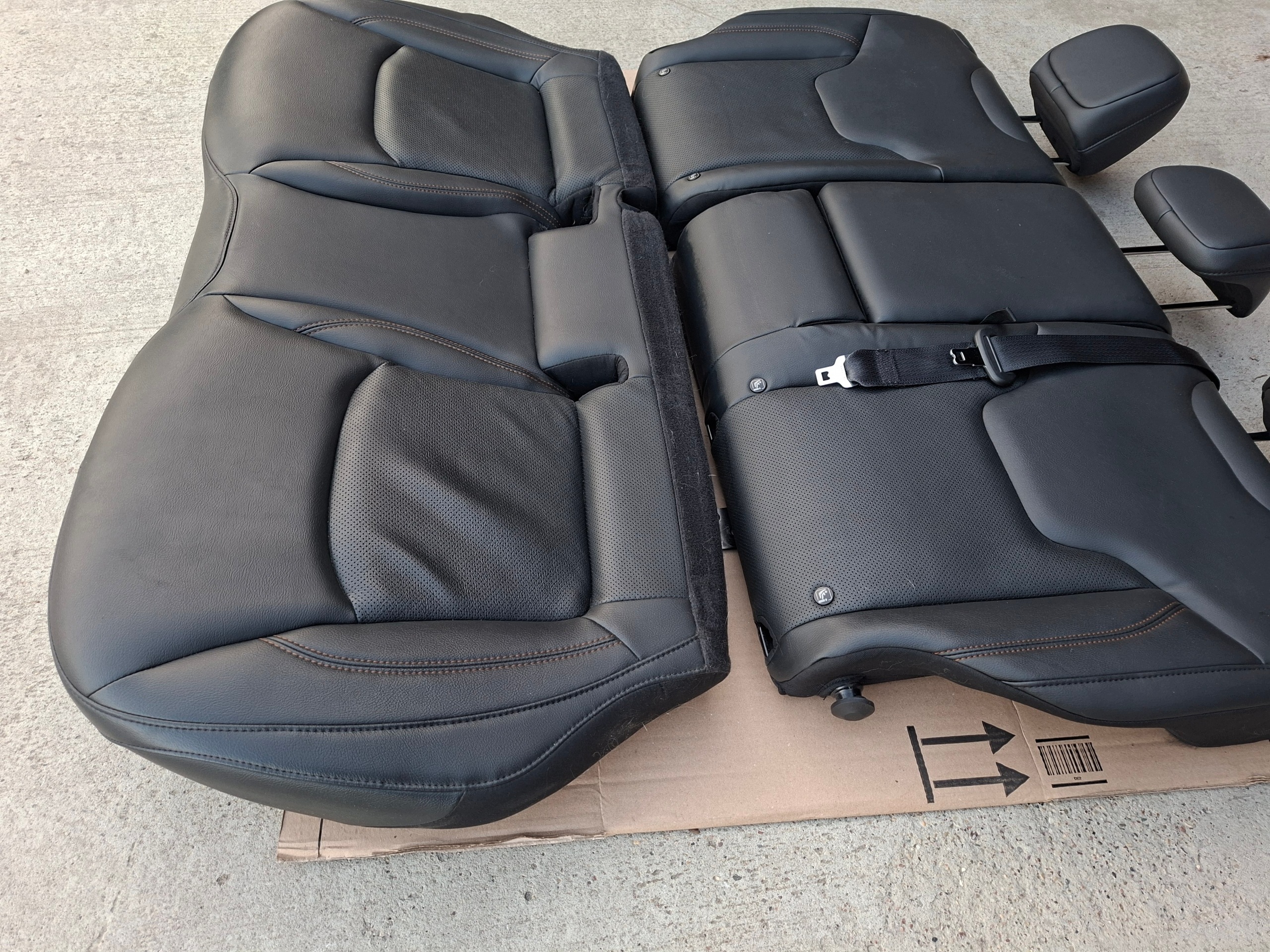 seat rear part rear complete arm rests airbag JEEP COMPASS II