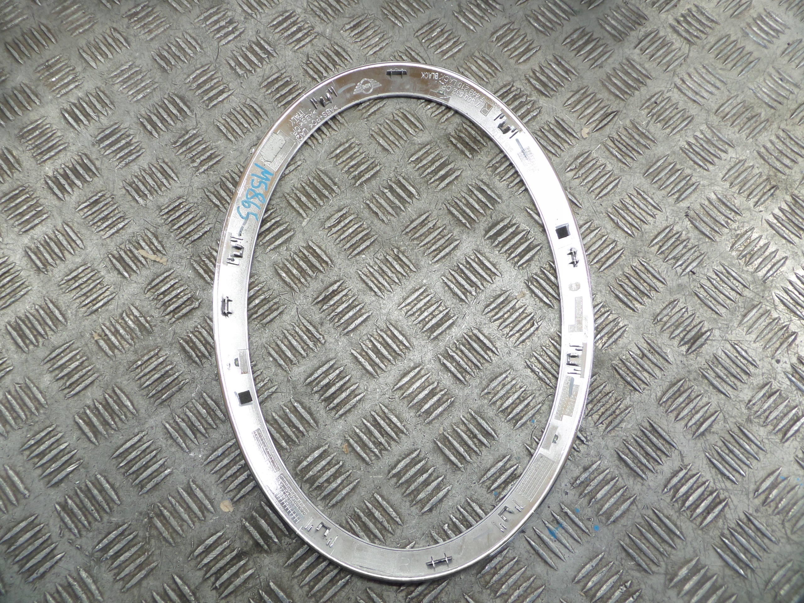 MINI COOPER F55 F56 F57 frame lights right front 7449210
