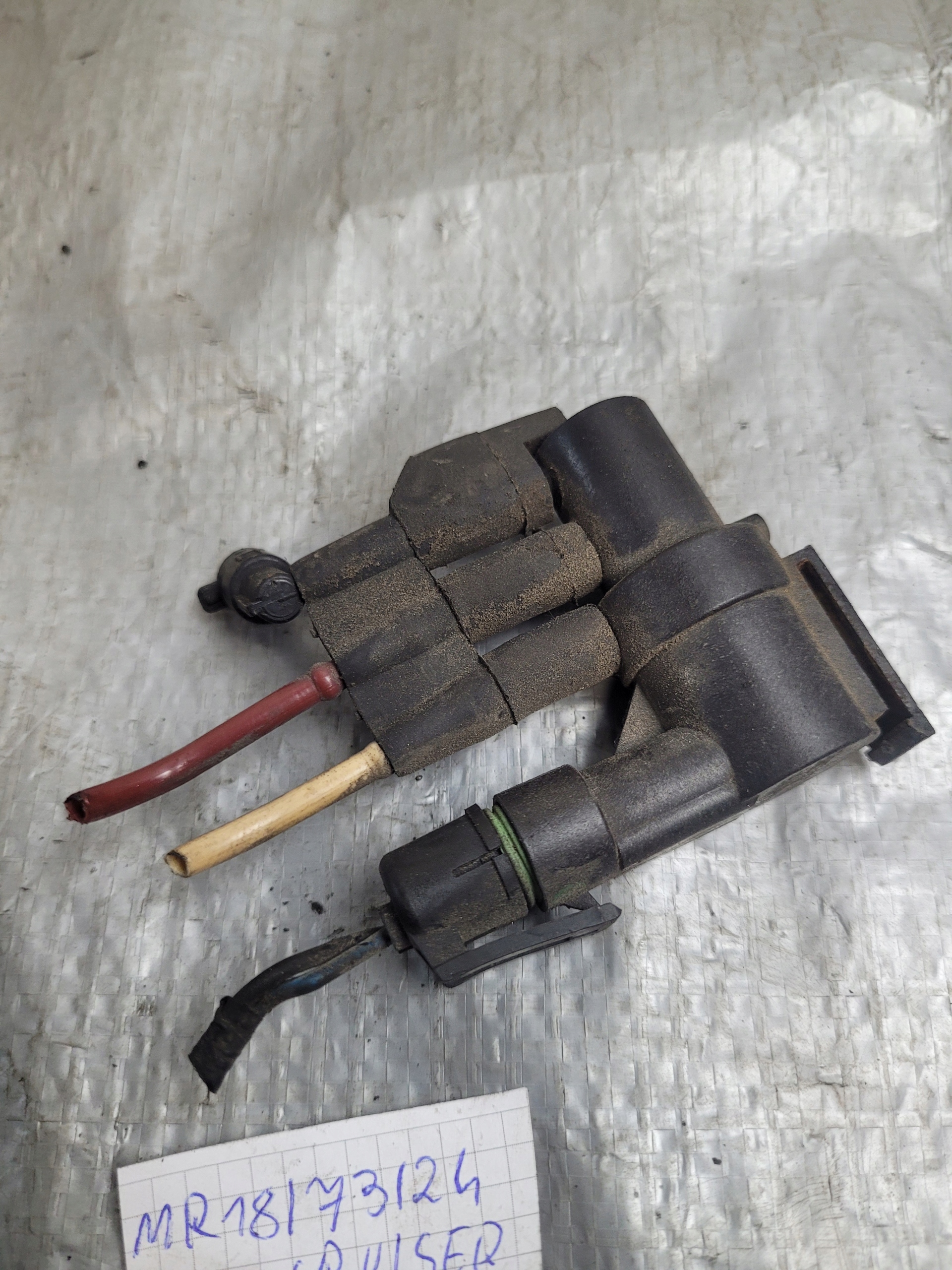 valve vacual OE 4606599AA PT CRUISER 2.4B TURBO