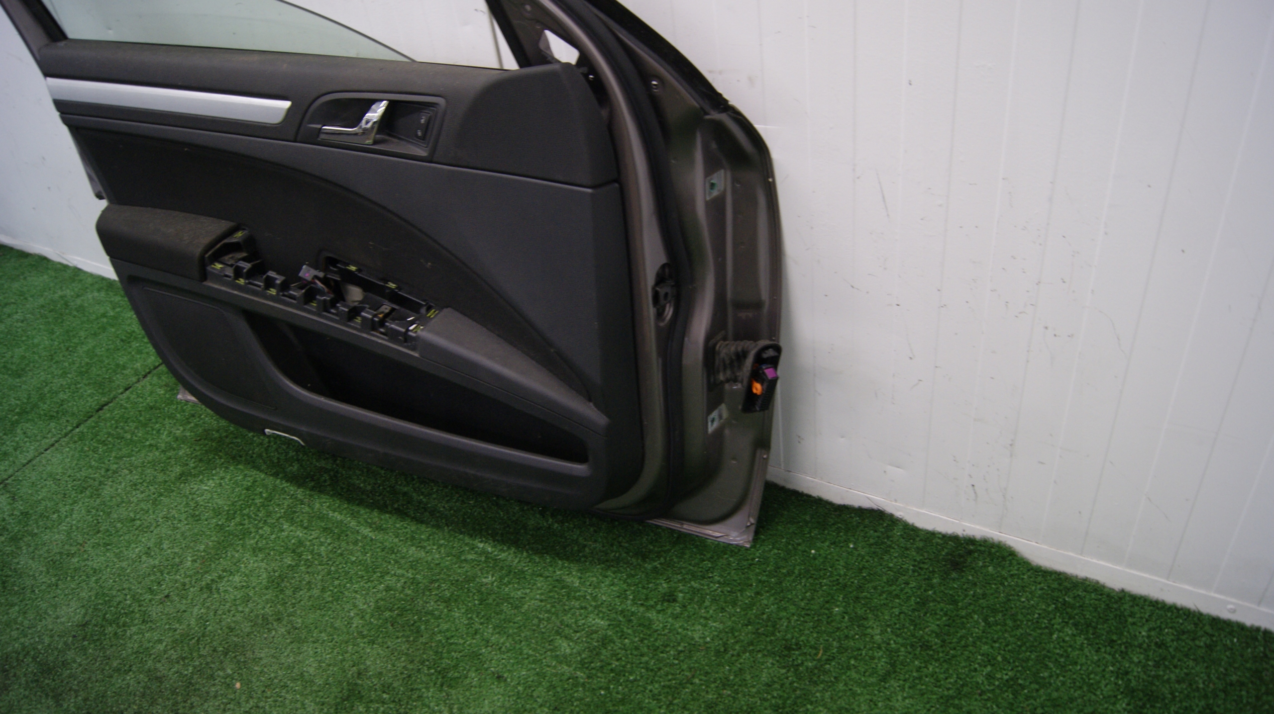 door left front LIFT SKODA SUPERB 2 2014
