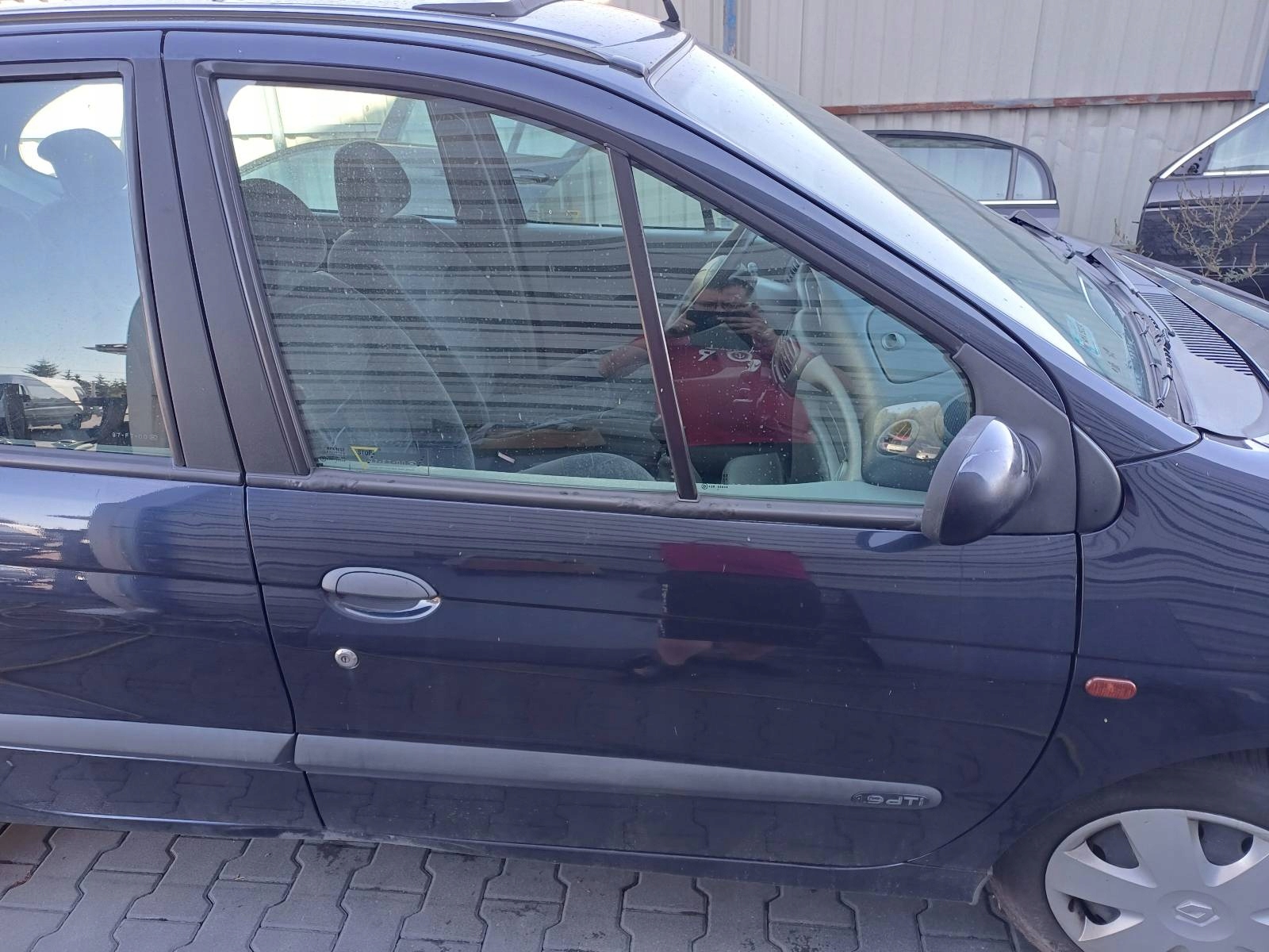 door complete right front RENAULT SCENIC and LIFT NV472