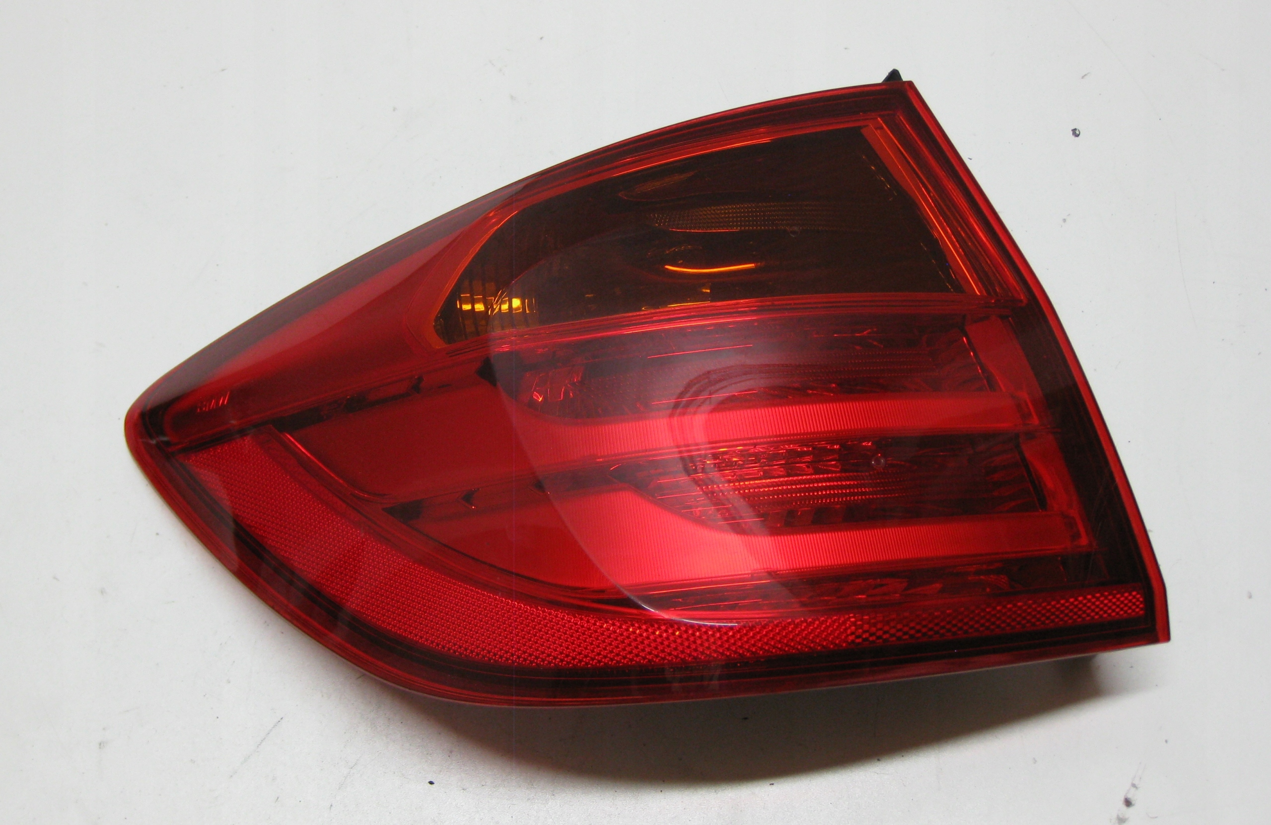 BMW F31 2.0D 14R light left rear part 7372787 EU
