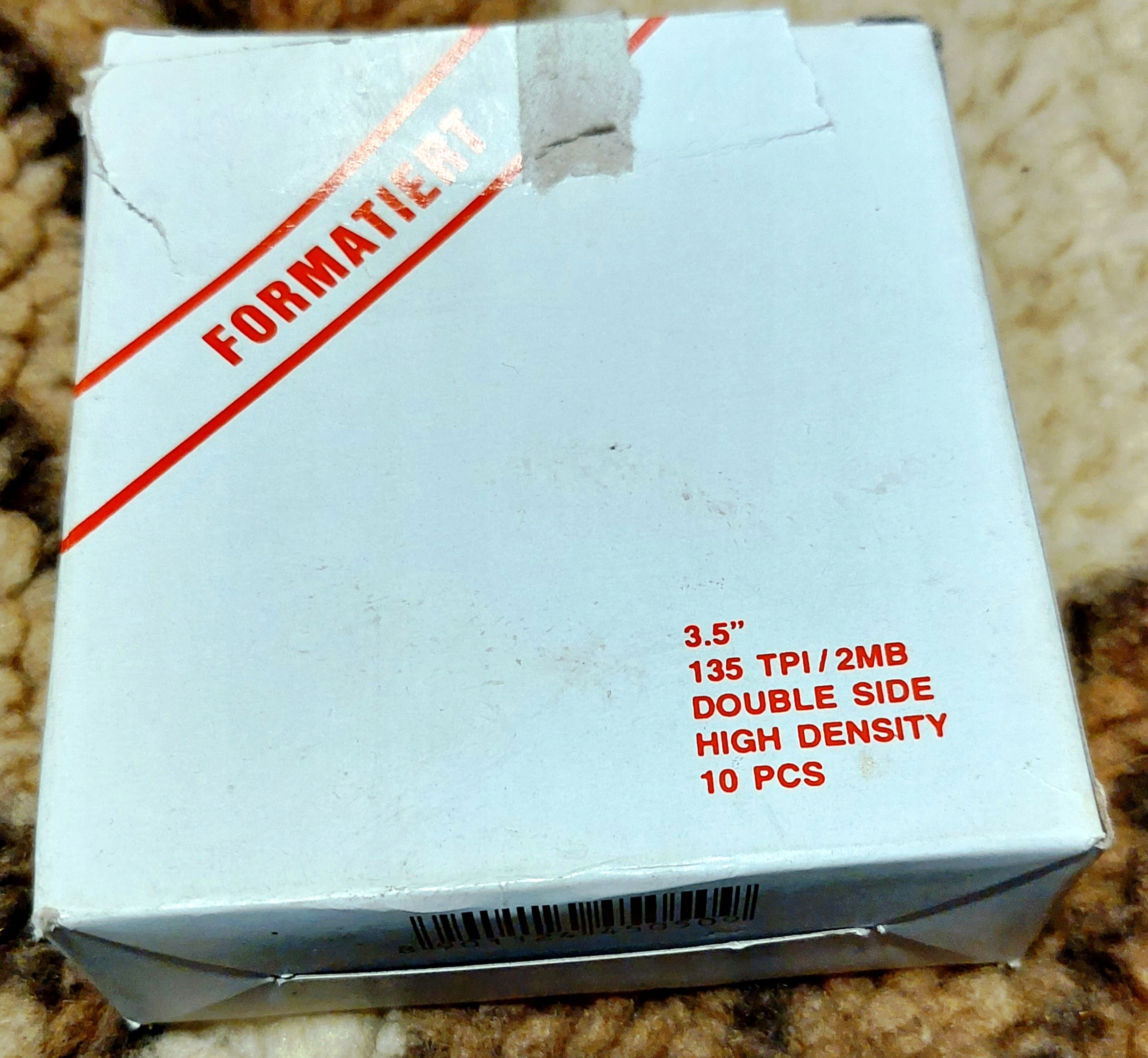 DYSKIETKI 3,5 - 19 SZTUK - W TYM JEDNO PUDEŁKO 10 SZ. ZAMKNIĘTE ORYGINALNIE Producent inny