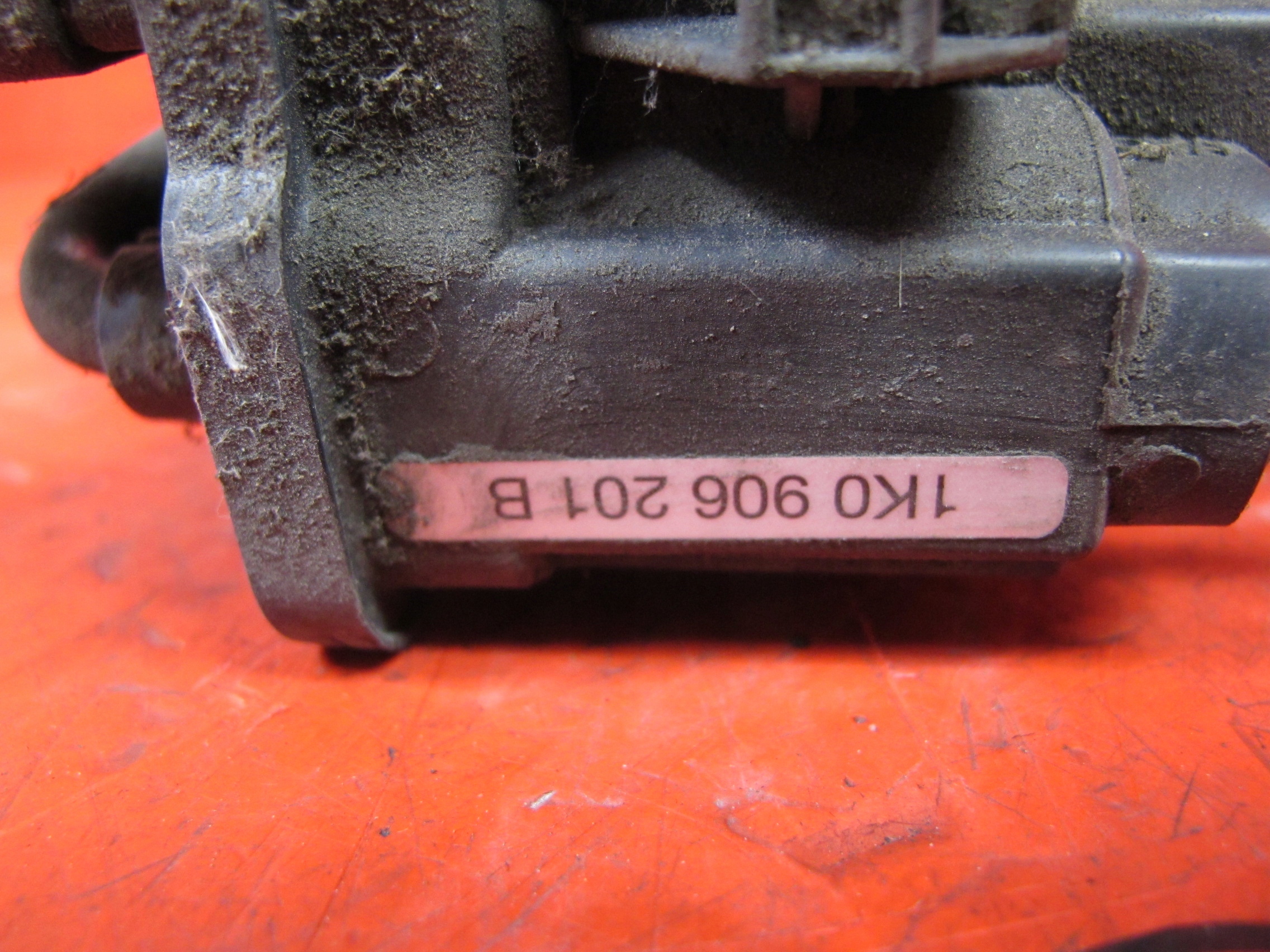 VW GOLF 5 V VI JETTA pumpa DIAGNOSTYCZNA goriva
