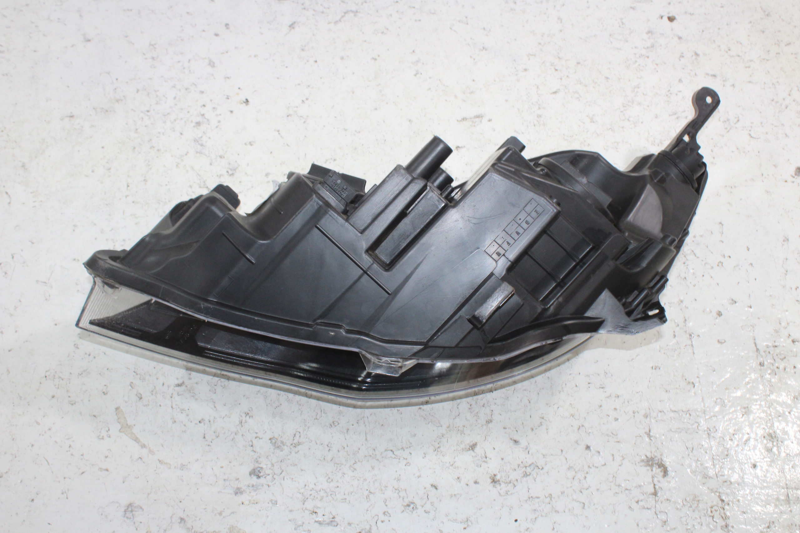 Opel Astra IV J light right front 13371596