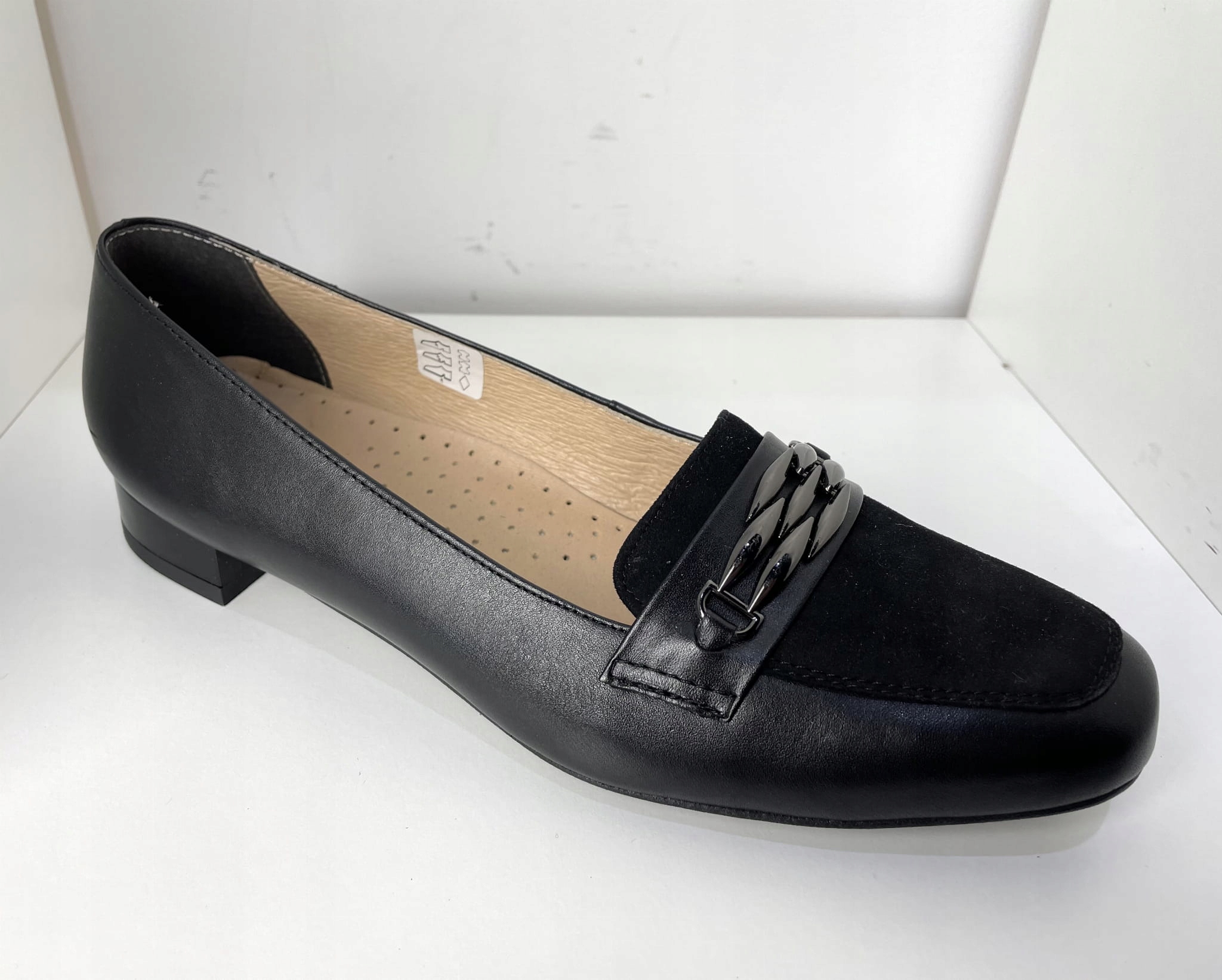 Dámské polobotky kožené Mokasíny Higo 2026 Černá 37, Černá