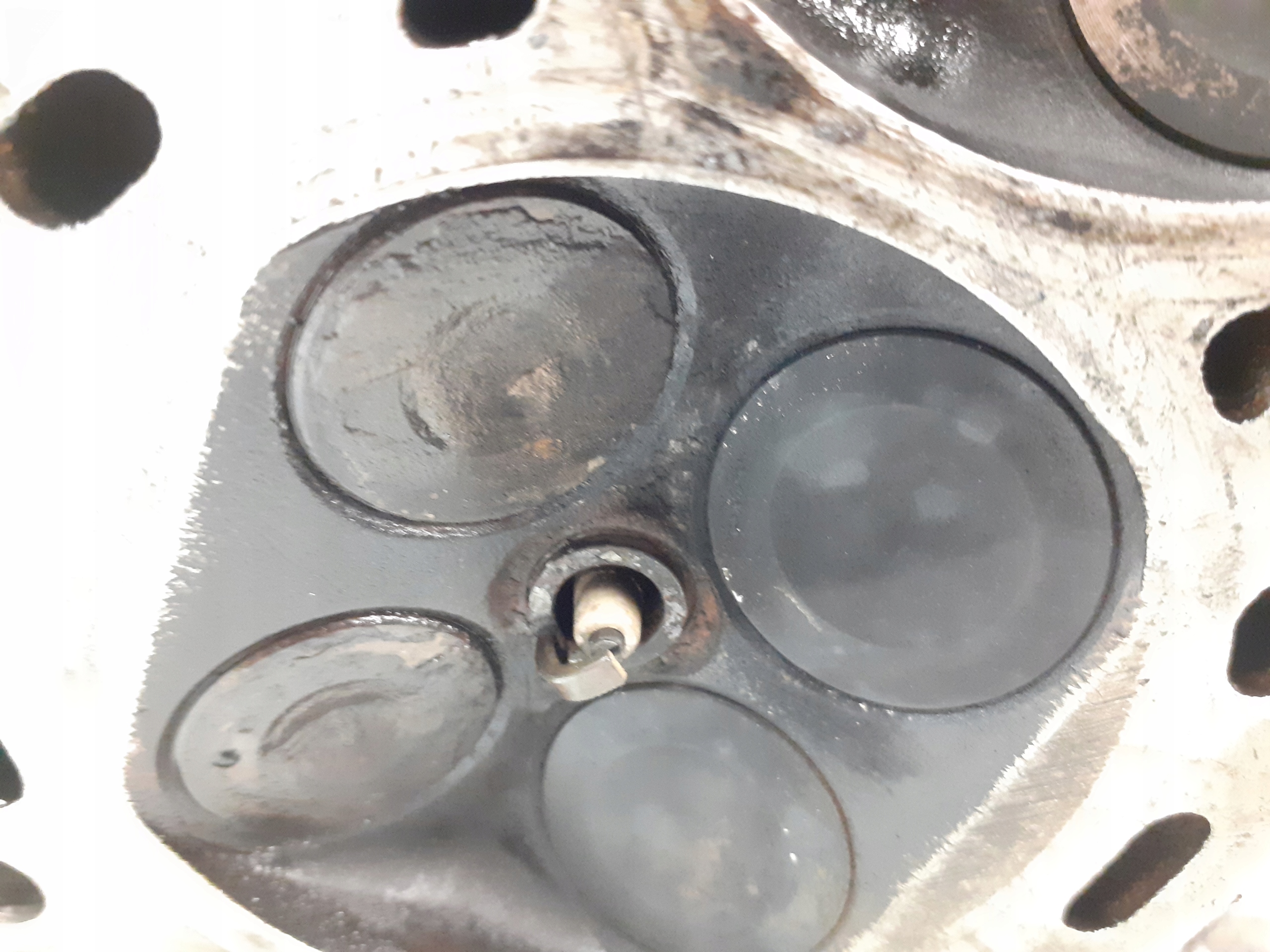hlava vačky OPEL CORSA C 1.0 12V 90400233