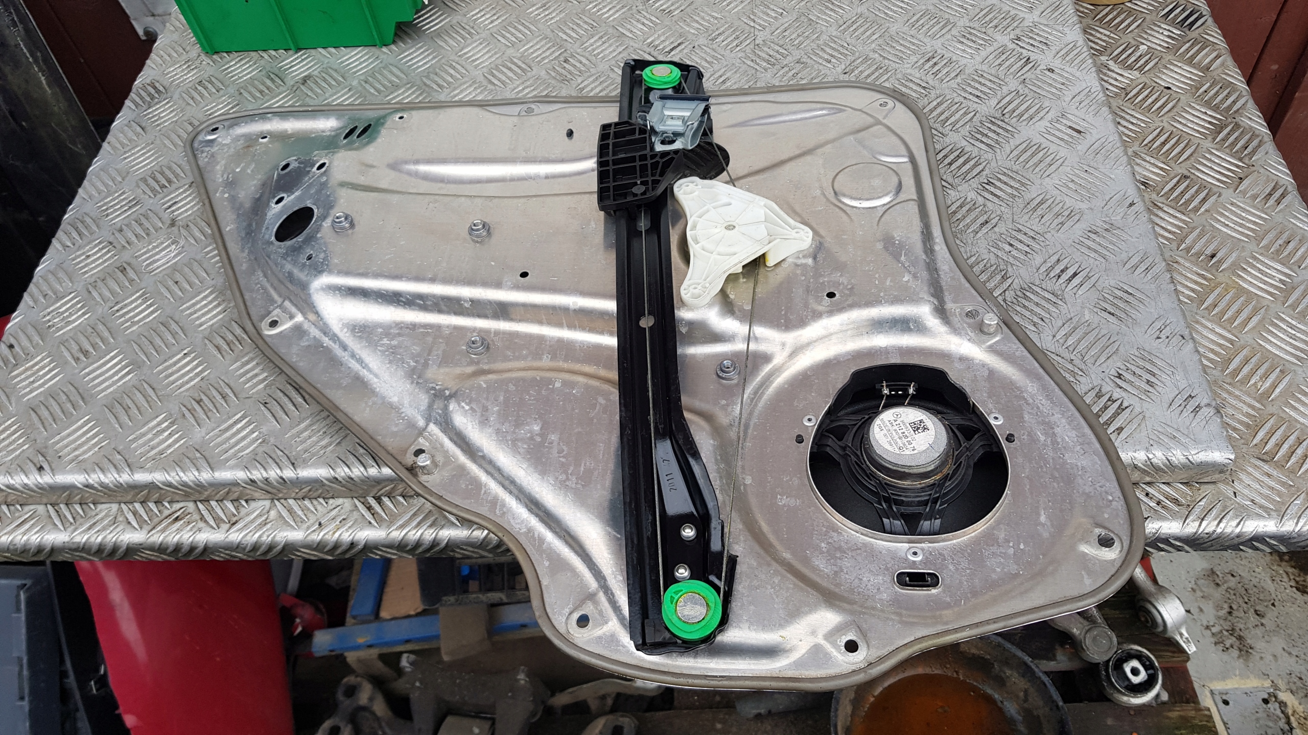 MERCEDES W212 window regulator right rear part mini motor