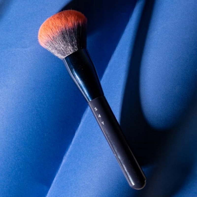 Duży Pędzel gruby do pudru sypkiego ROZŚWIETLACZA gęste włosie SAY MakeUp Marka SAY