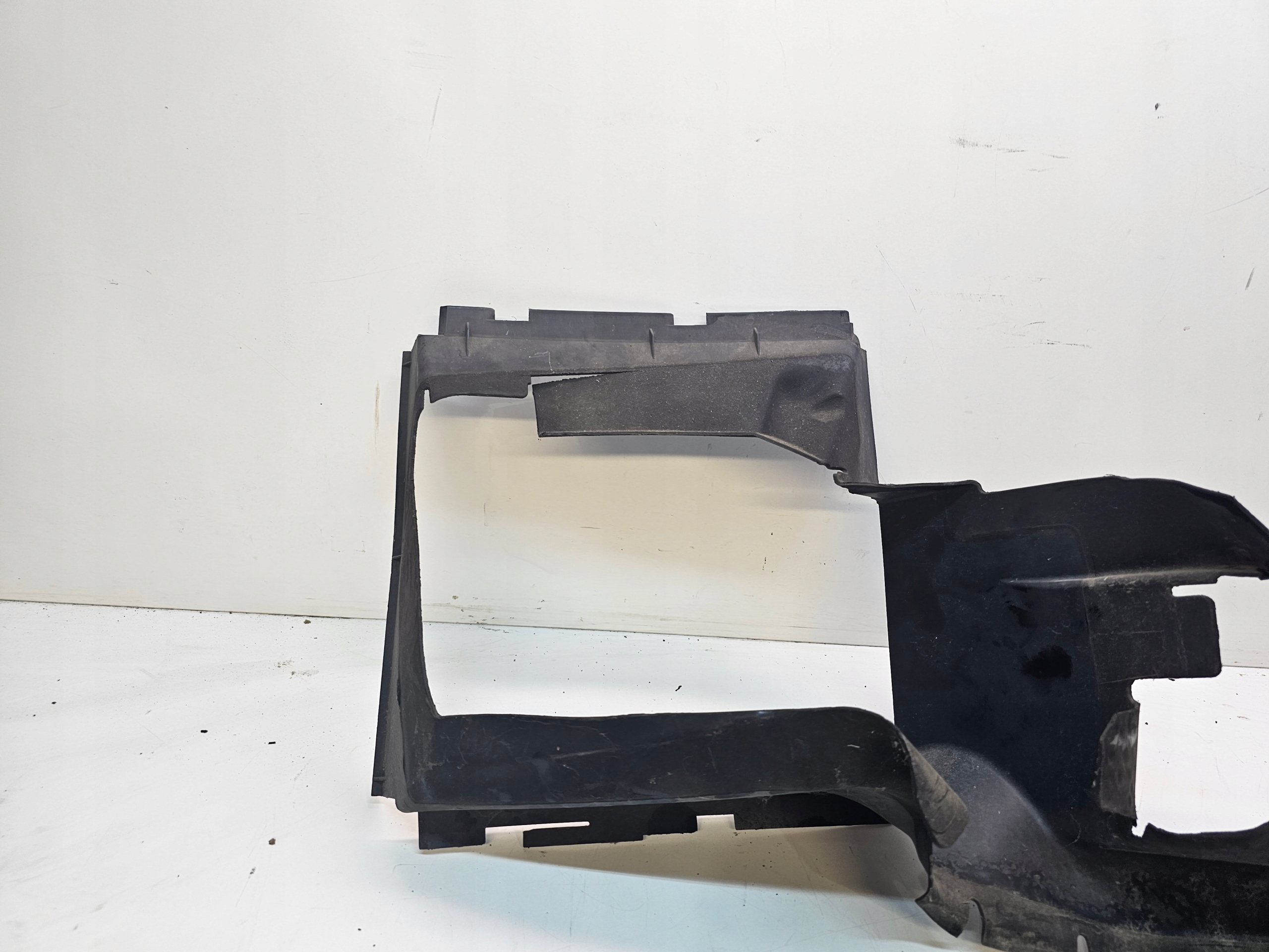 luftansaugkanal rechts AUDI Q7 3.0 4L0117336B