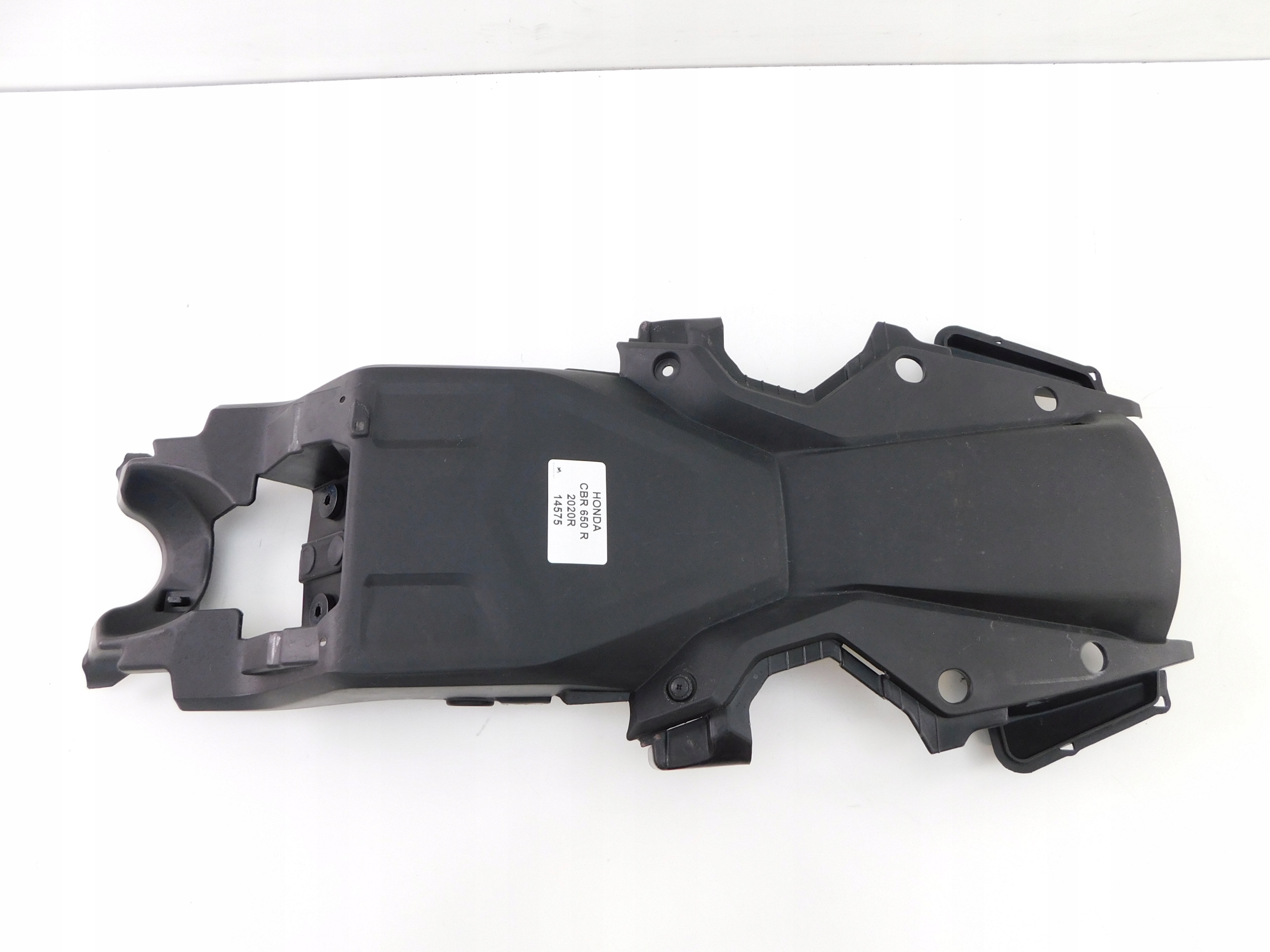 61110-MKN-D50ZB - HONDA CBR 650 R КОЛЕСНАЯ АРКА