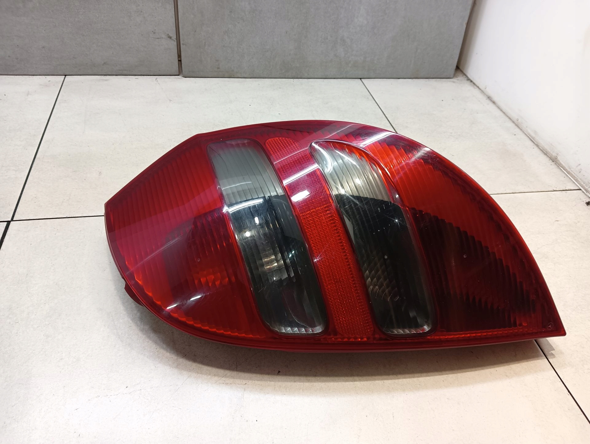 light rear part right MERCEDES W169 2.0 CDI