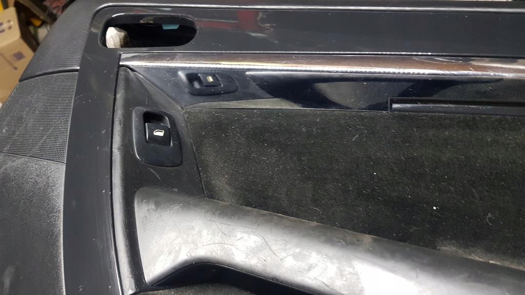 CITROEN C4 and PICASSO side door upholstery right rear part blinds