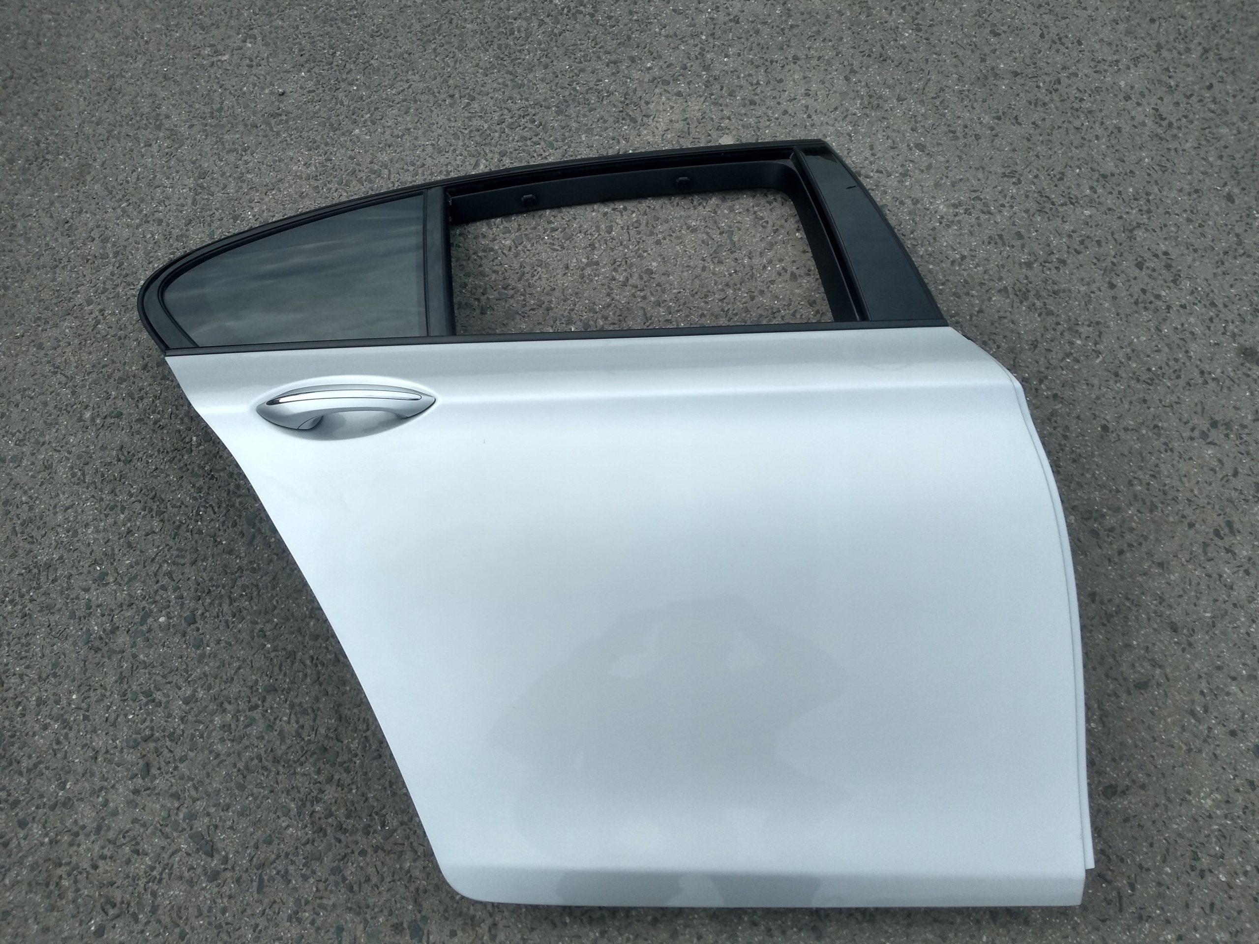 BMW 5 M5 F10 SEDAN DRZWI PRAWE TYLNE PRAWY TYŁ