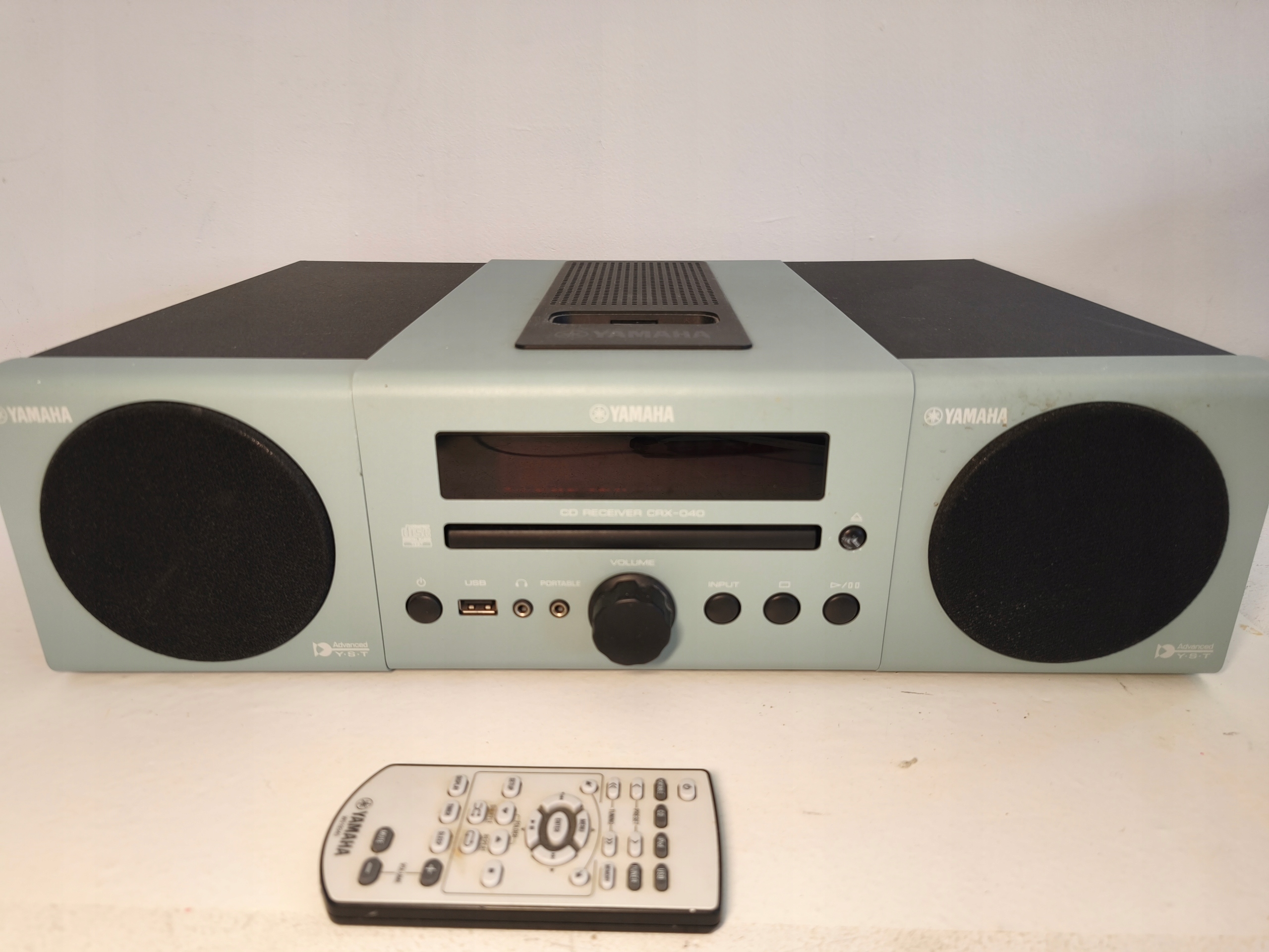 Wieża stereo Yamaha CRX-040