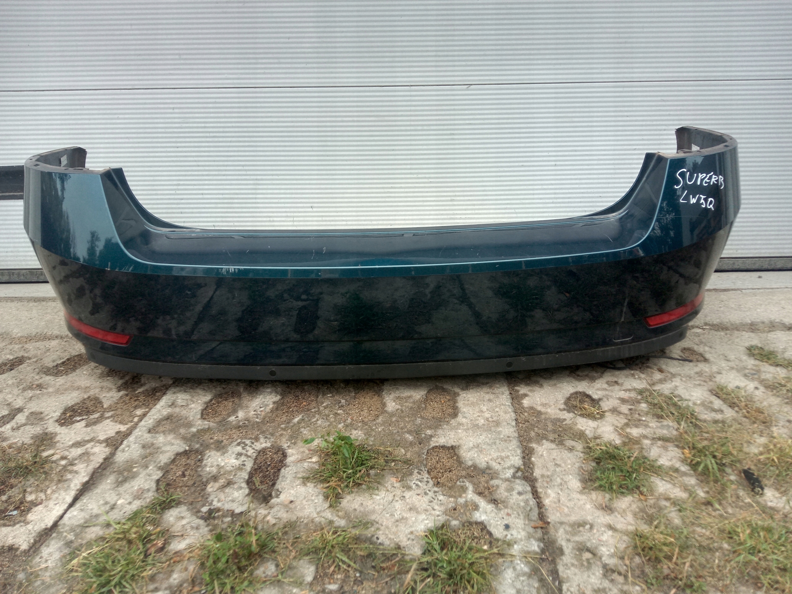 ШКОДА SUPERB III БАМПЕР ЗАД. ПАРКТРОНІК LIFTBACK