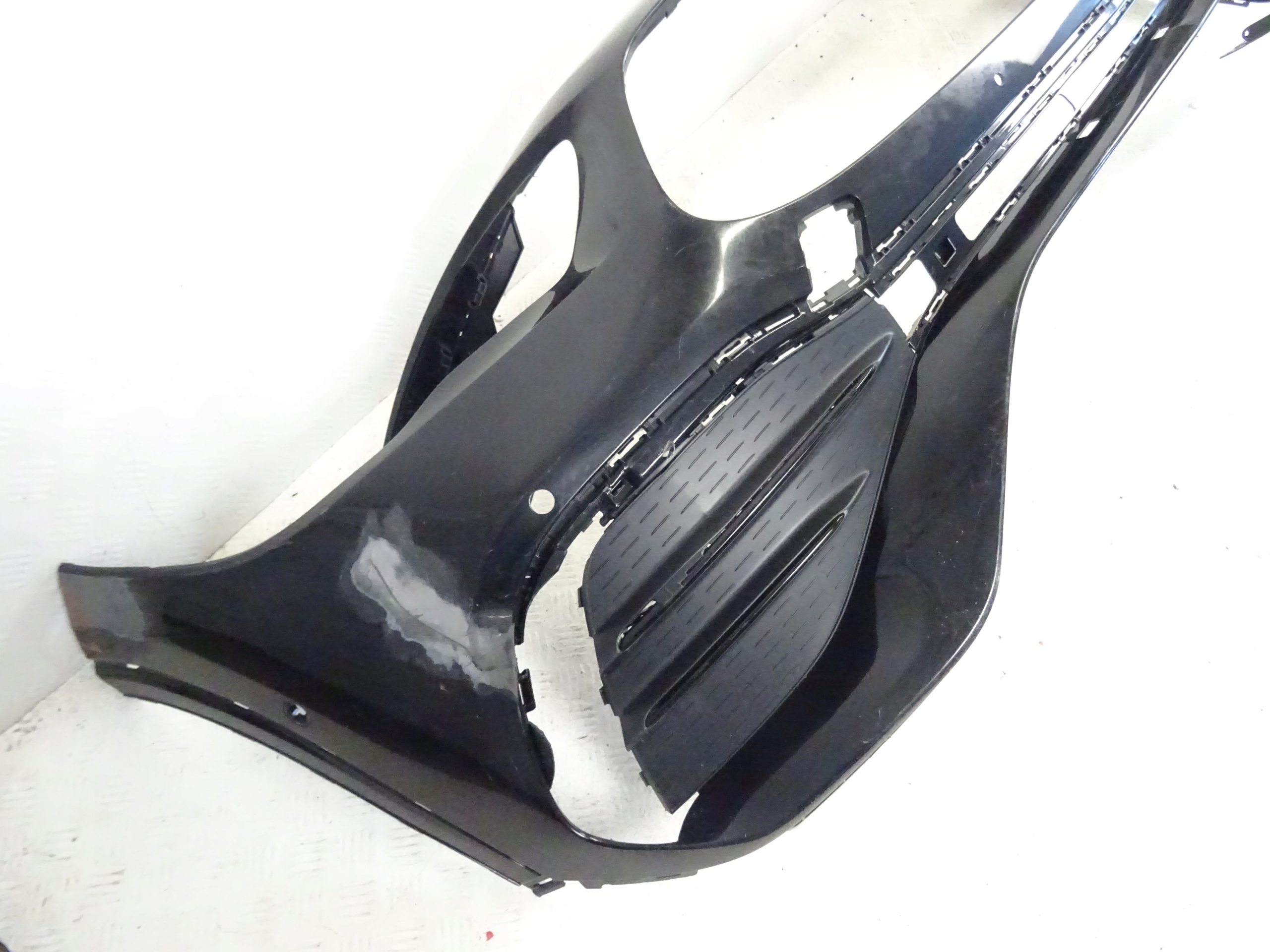 MERCEDES GLA 247 AMG bumper front front