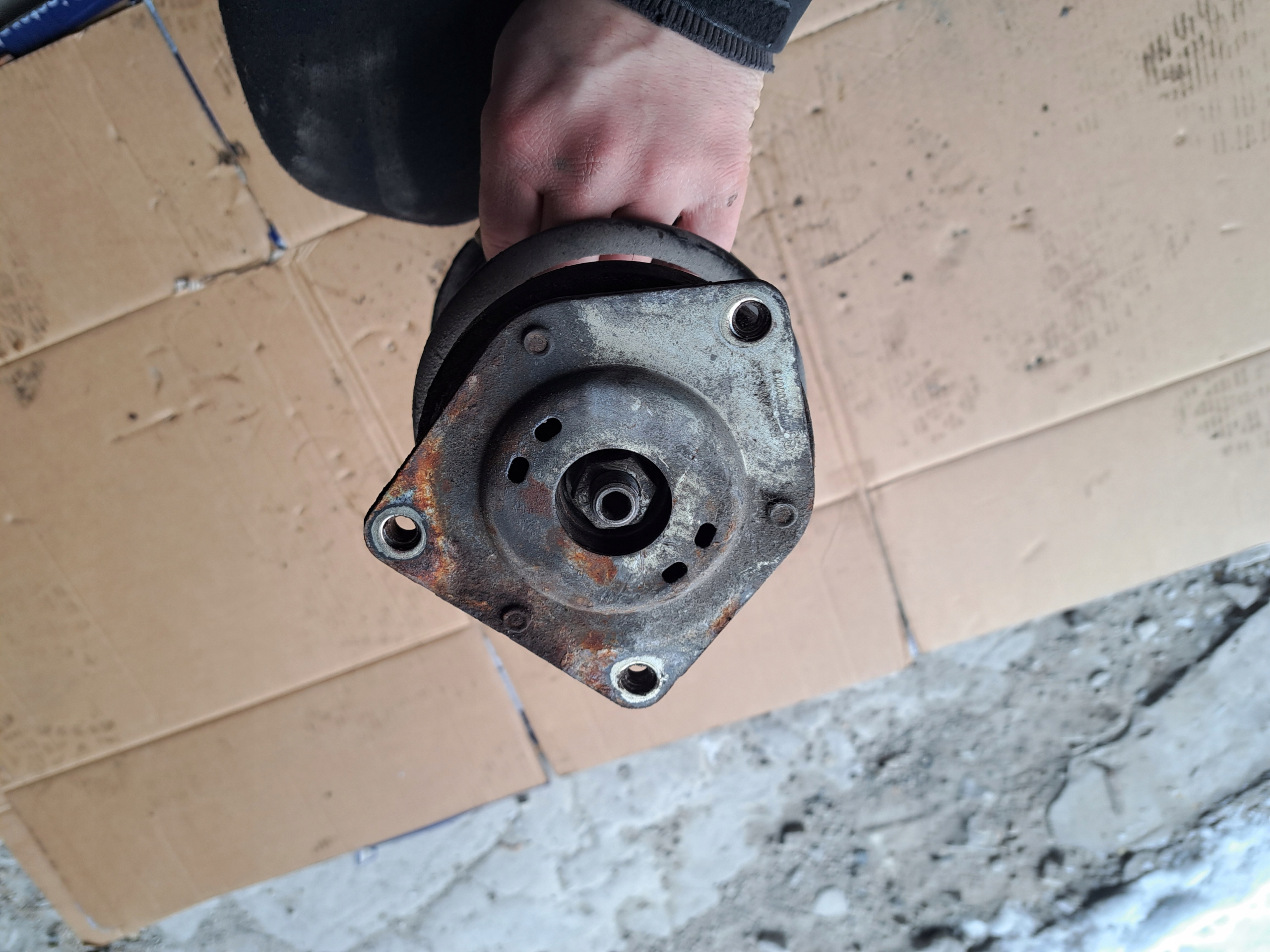 shock absorber left front MERCEDES A-KLASA W169 2.0 CDI