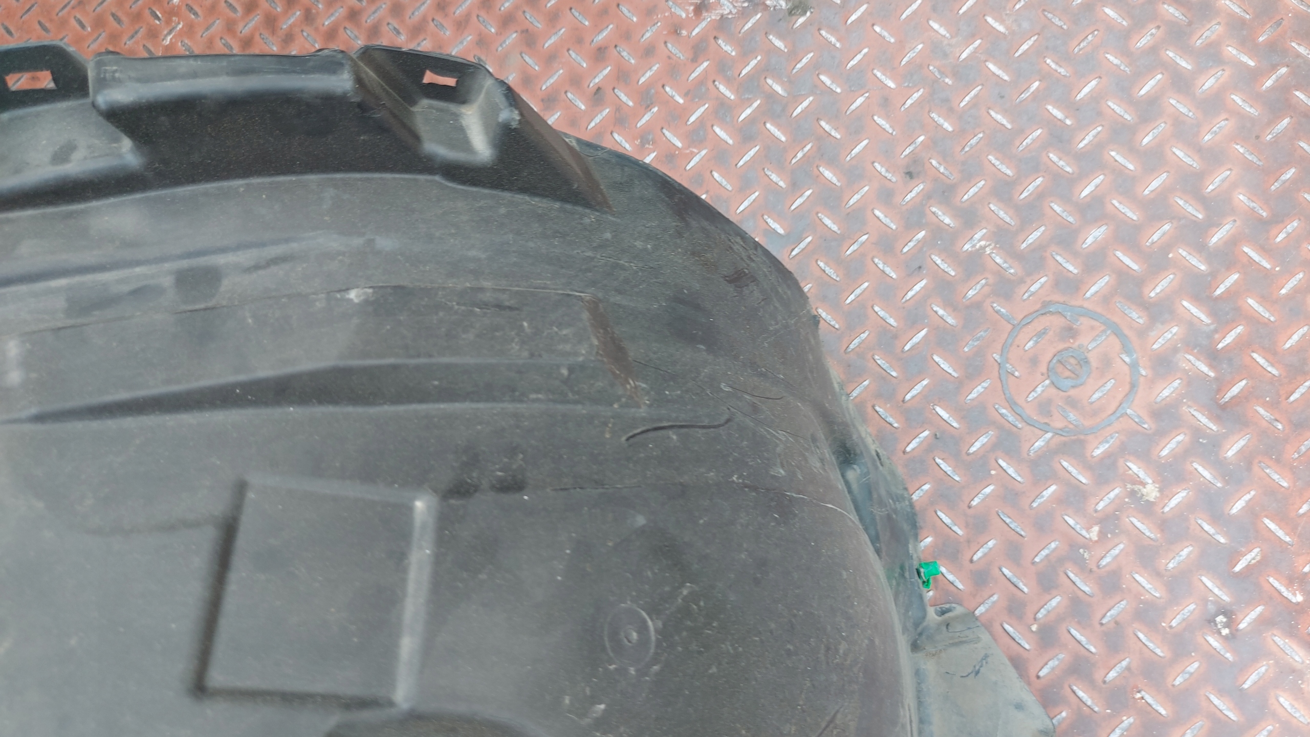 mudguard right front VOLVO XC60 II 17
