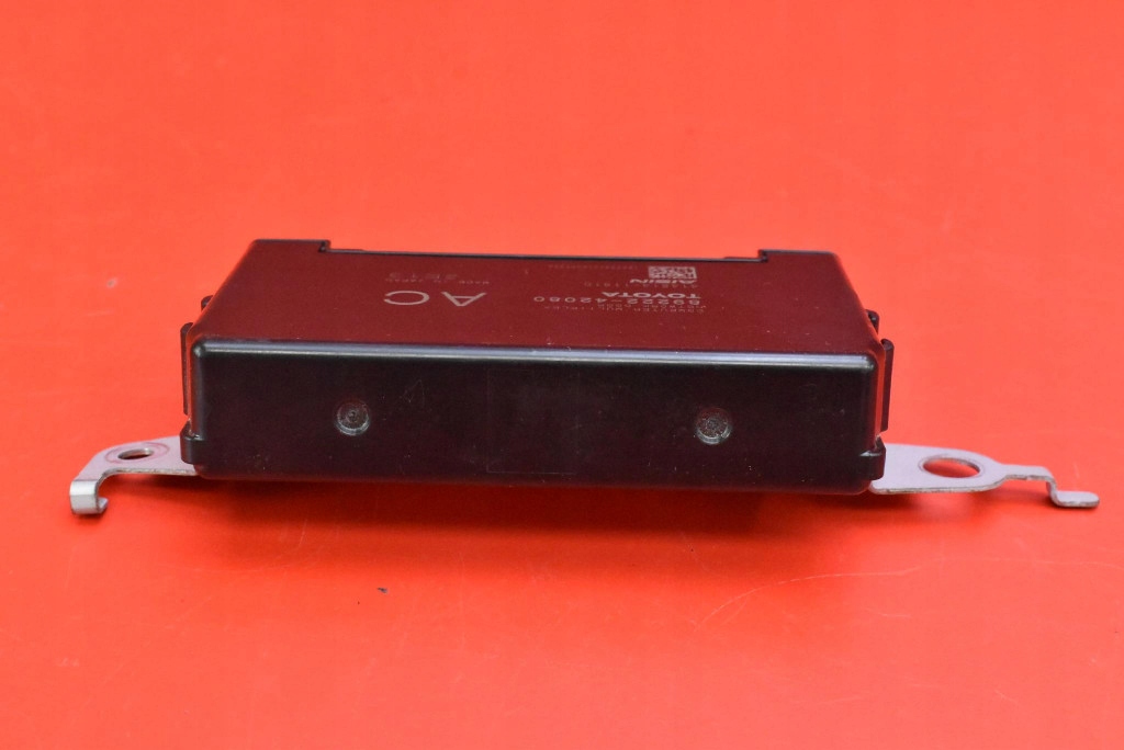 control unit module door 89222-42080 TOYOTA BZ4X 22