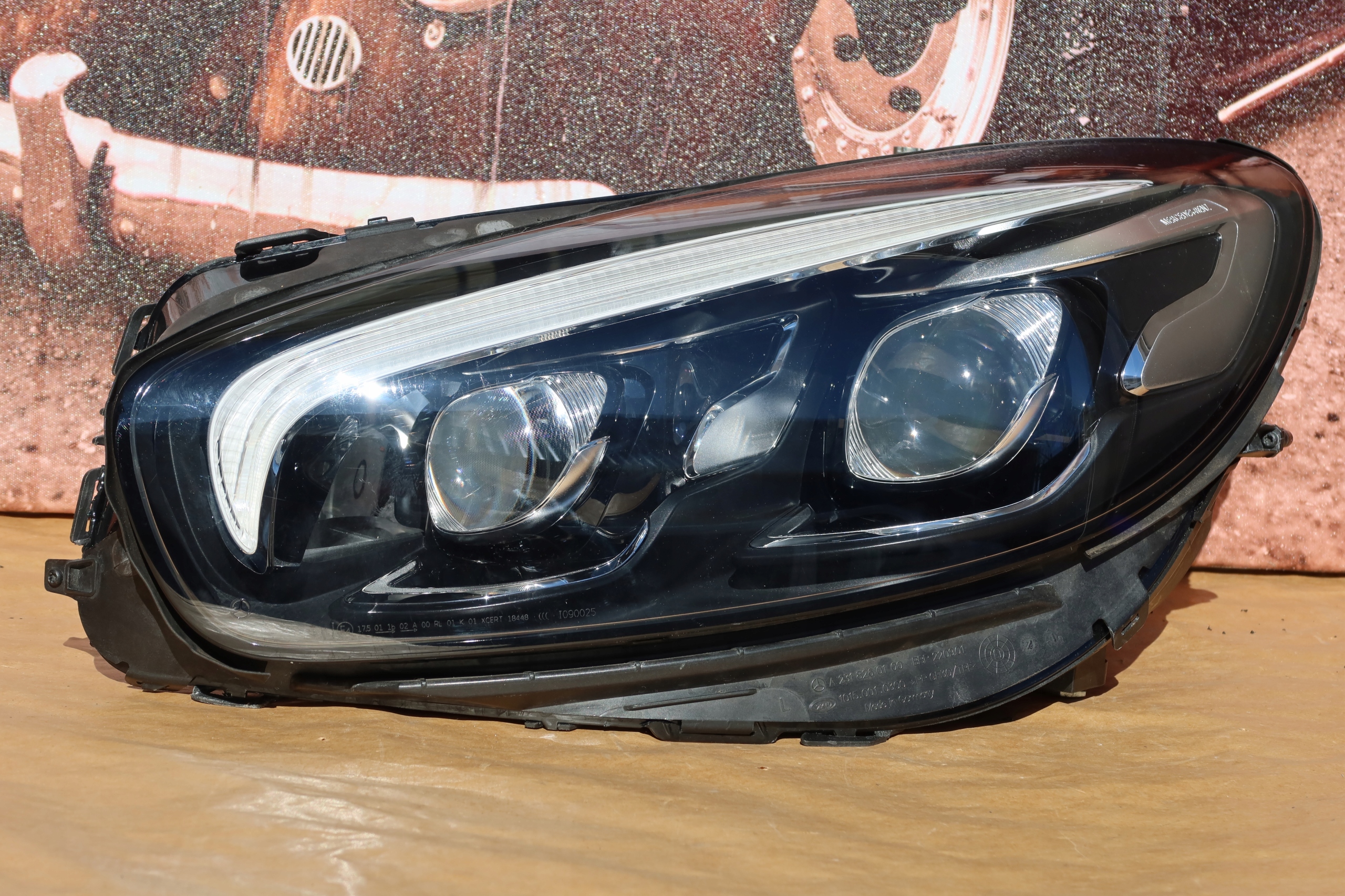 MERCEDES SL 231 9069700 LAMPA LAMPY