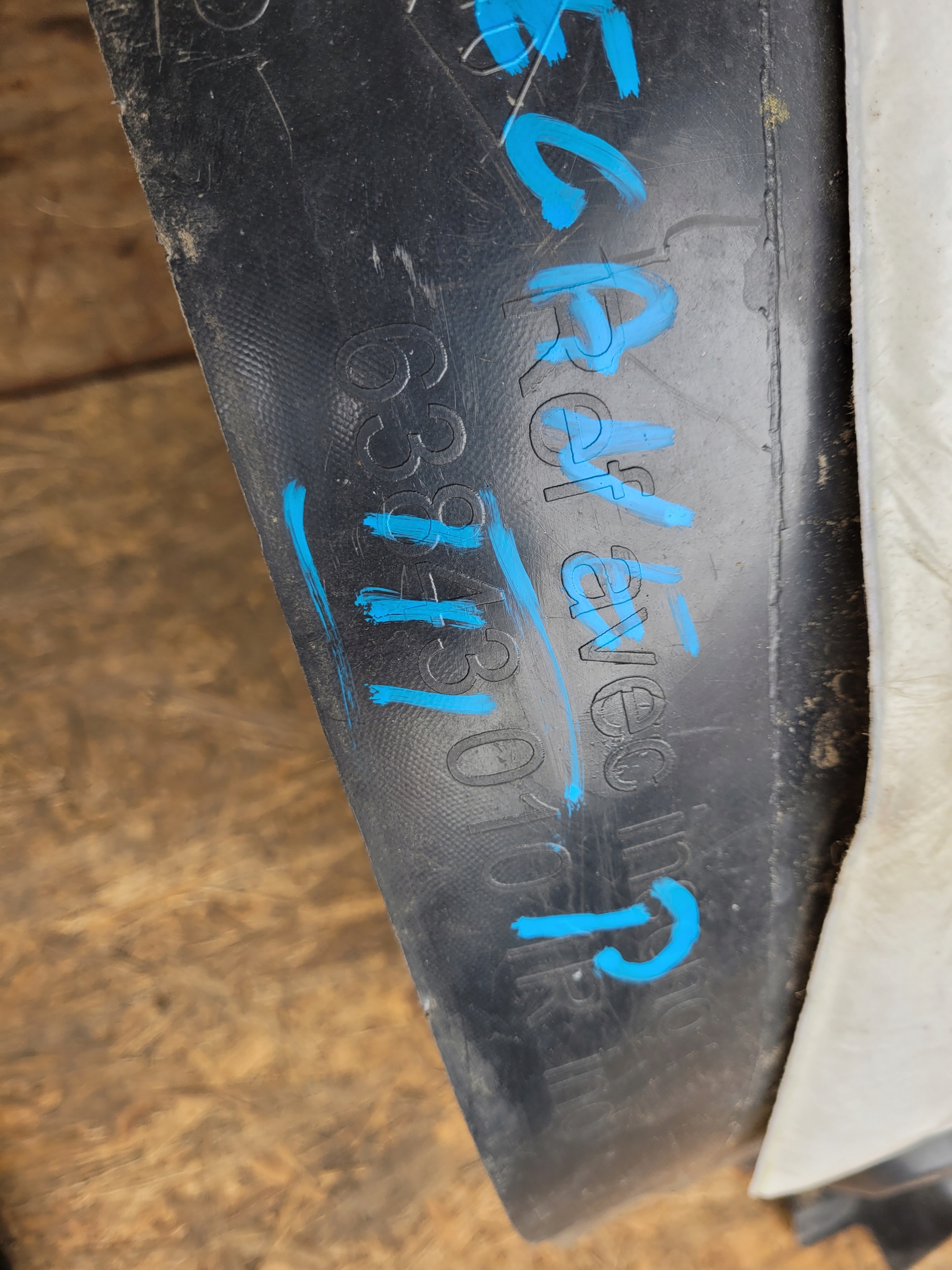 mudguard front front right RENAULT MEGANE III 3