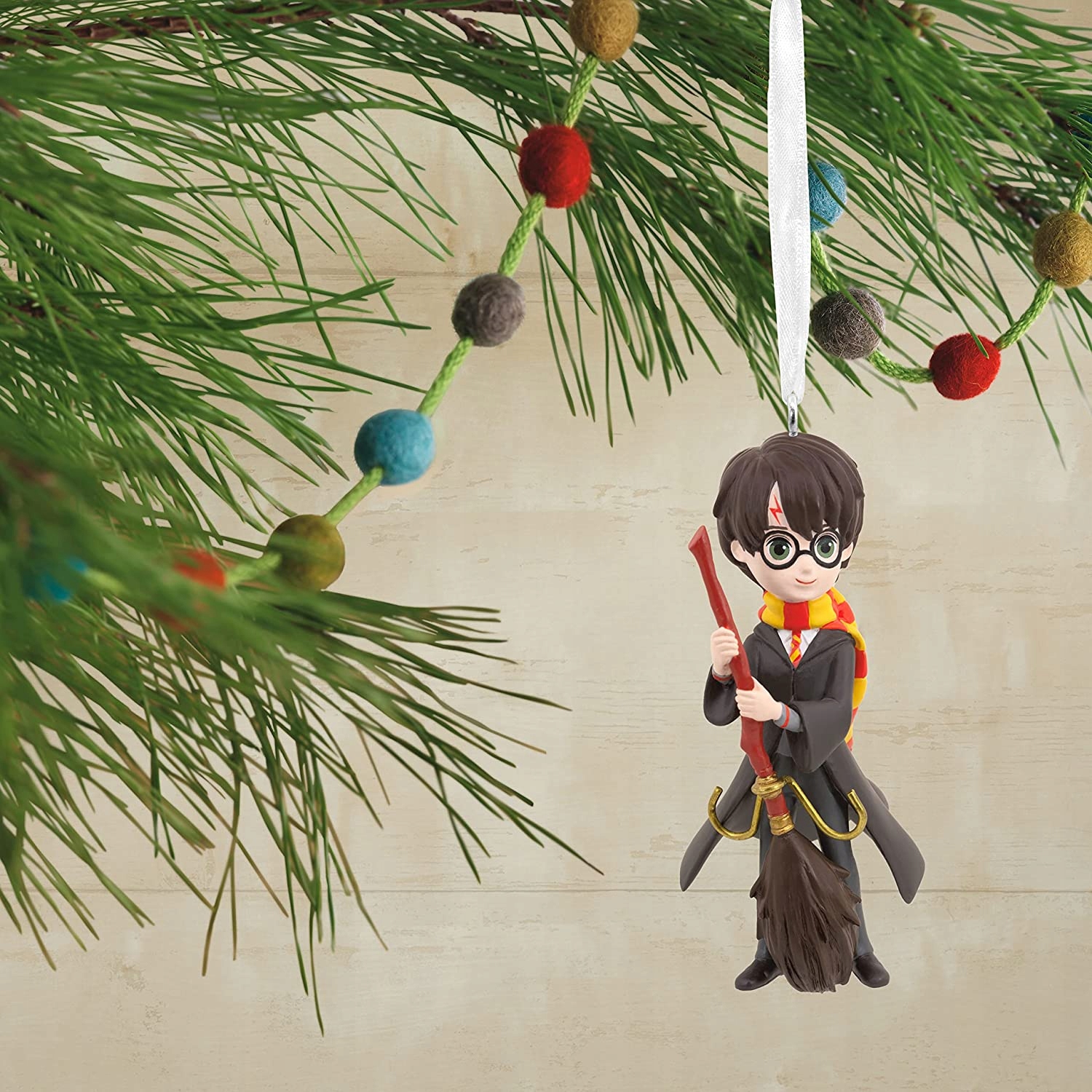 

Harry Potter ornament figurka zawieszka Wizarding