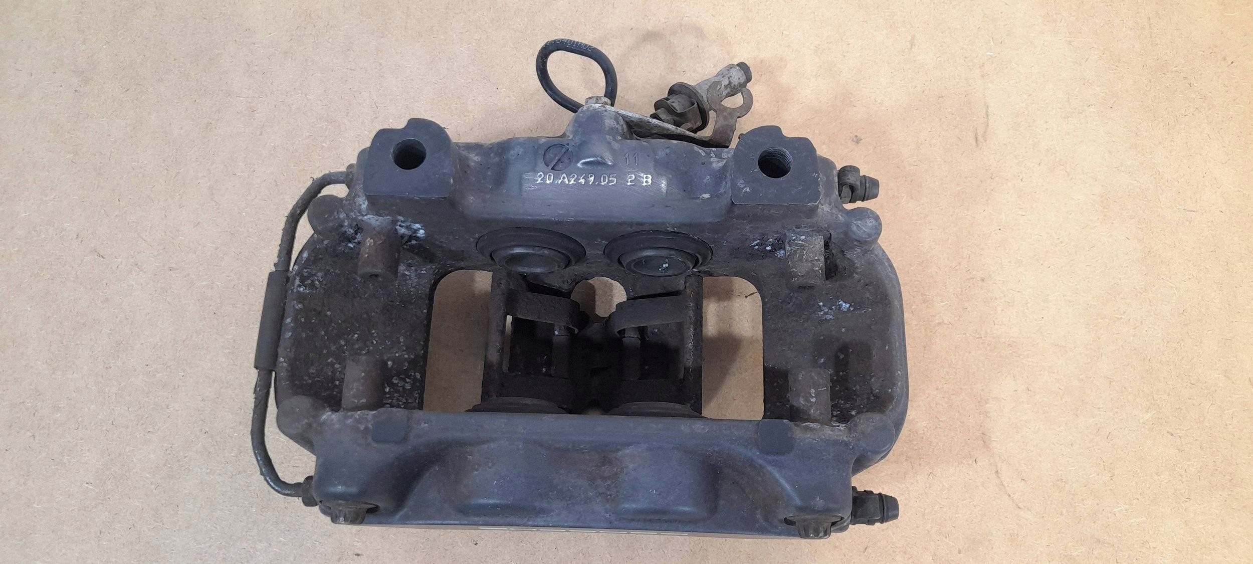 Porsche Panamera 970 caliper brake rear left 970352425 (B926)