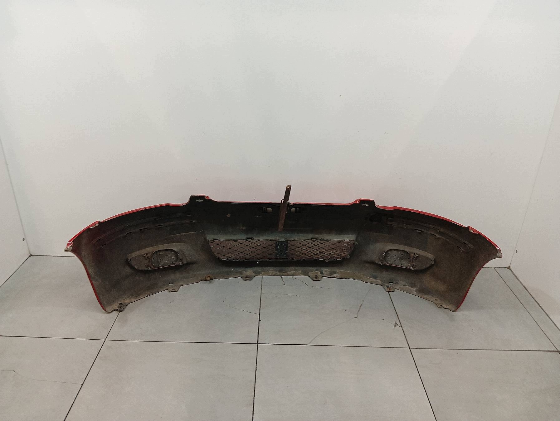 bumper front red LIFT Toyota Yaris and (1999-2005)