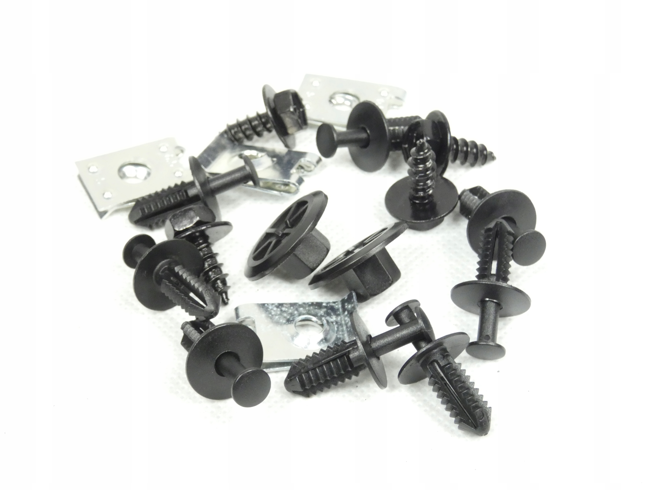 

Zestaw Spinek Mocowań Nadkola W164 W639 W447