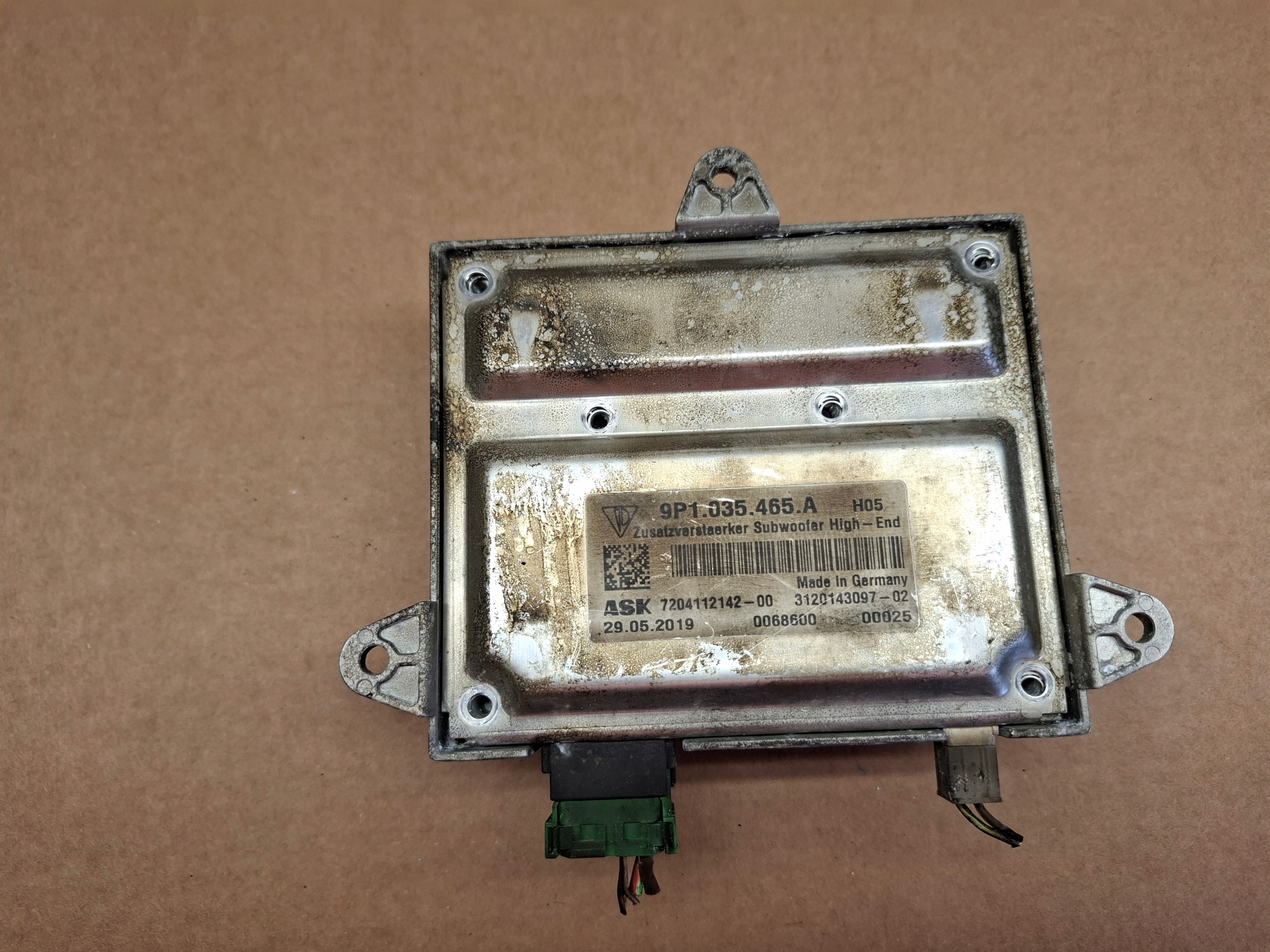 Porsche 911 991 module elektroniczny 9P1035465A amplifier 19r