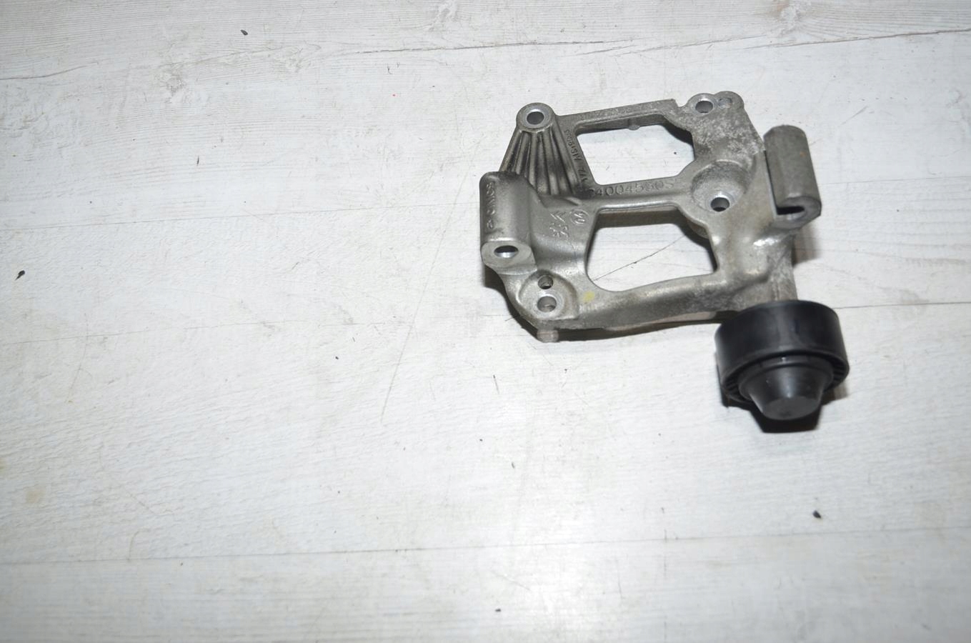 holder roll alternator 1.2 Peugeot 2008 14r