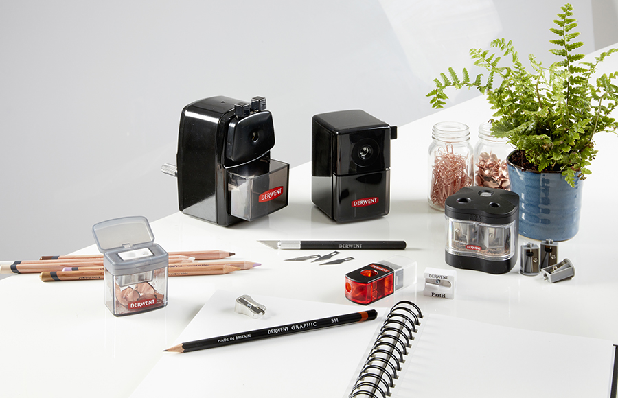 DERWENT Temperówka na korbkę Super Point Mini Marka Derwent