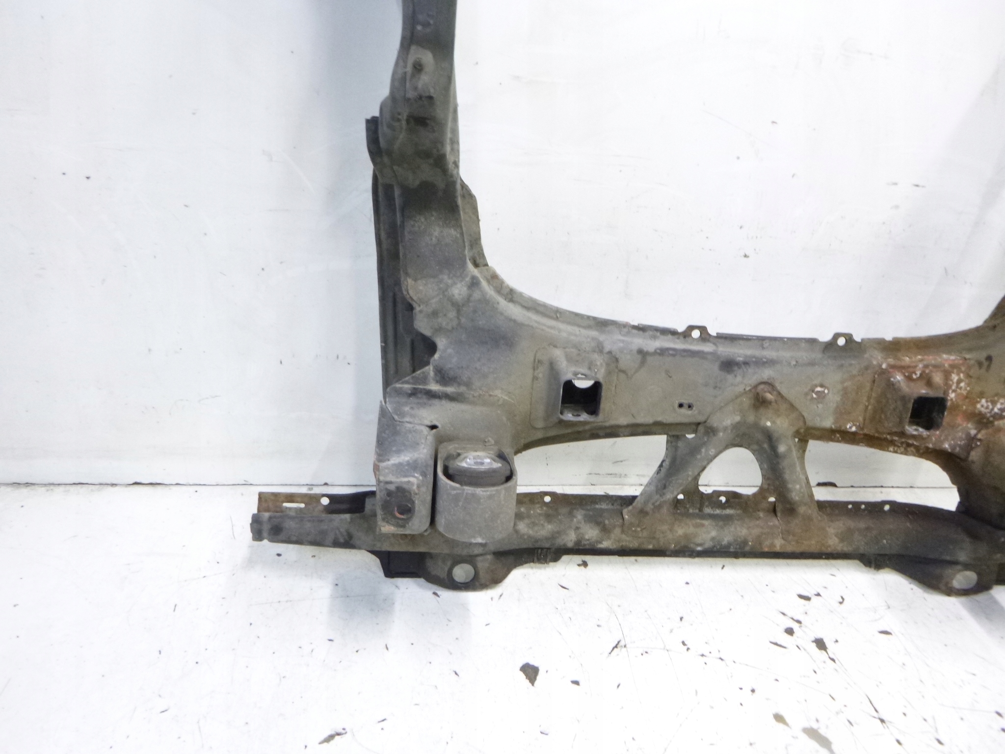 axle beam lawa front Mercedes W169 1.7 2004r.