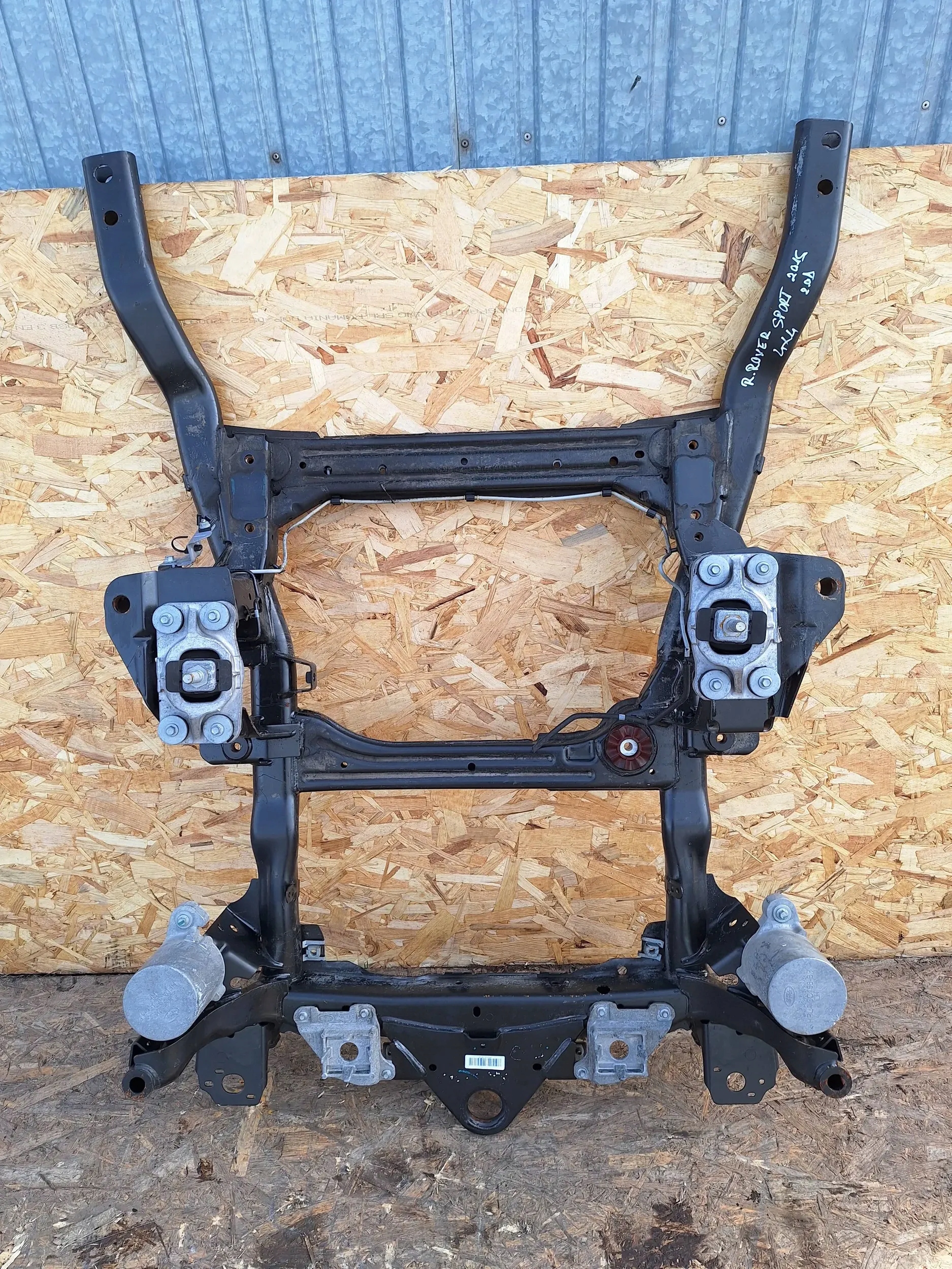 axle beam axle beam subframe Land Rover Discovery 5 V L462 16