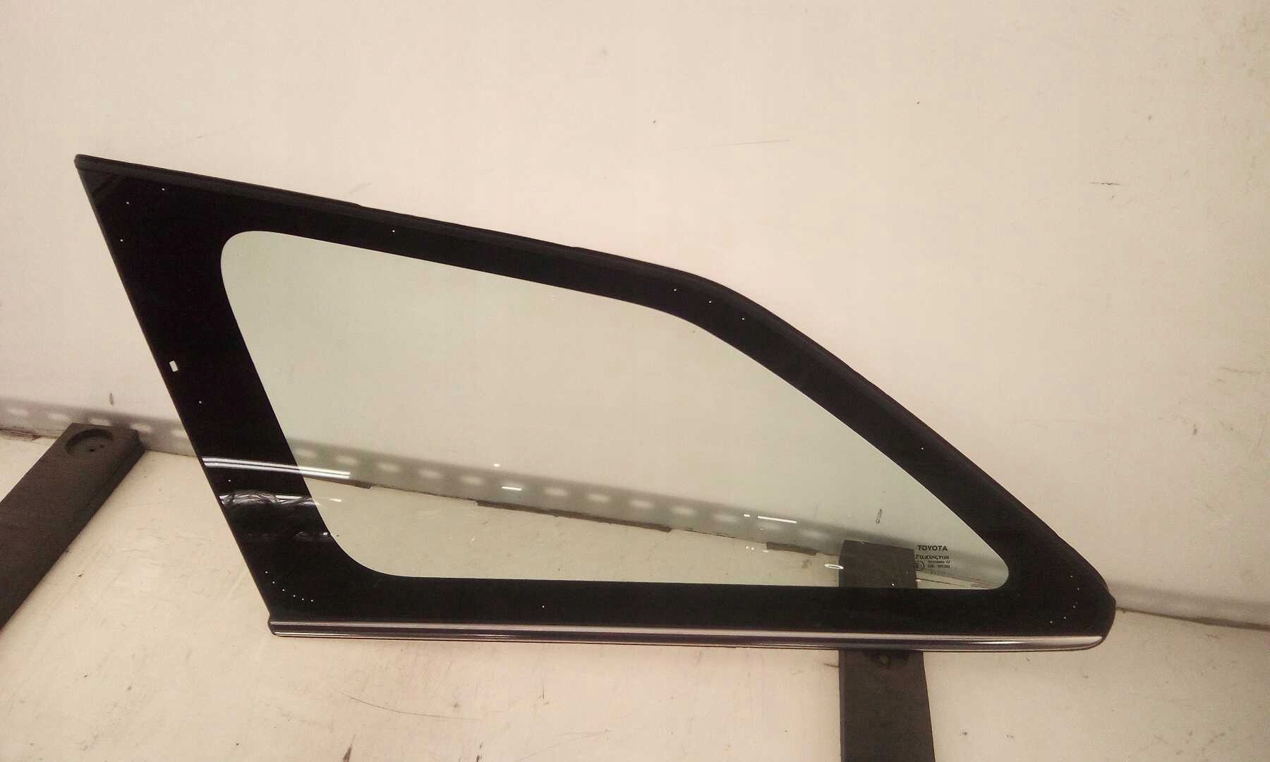 SZYBA KAROSERYJNA LEWA TYLNA TOYOTA AURIS KOMBI 2013- ORYGINALNA JASNA NOWA