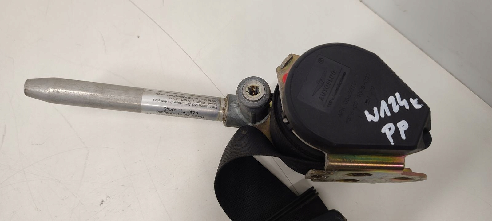 tension belt safety right front Mercedes W124 2,2b