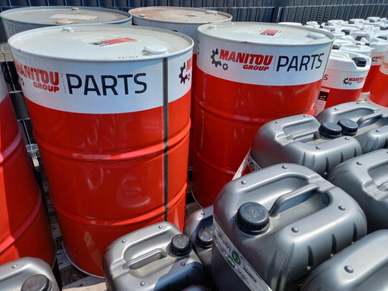 OLEJ HYDRAULICZNY 546109 MANITOU 209L