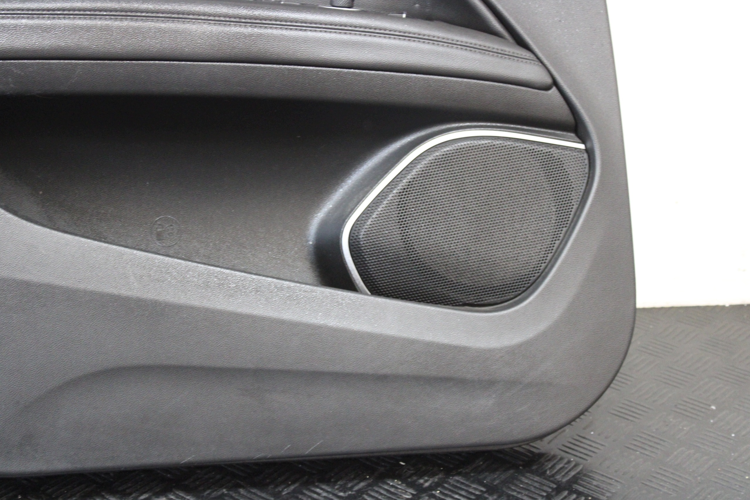 upholstery side door left front ALFA ROMEO STELVIO