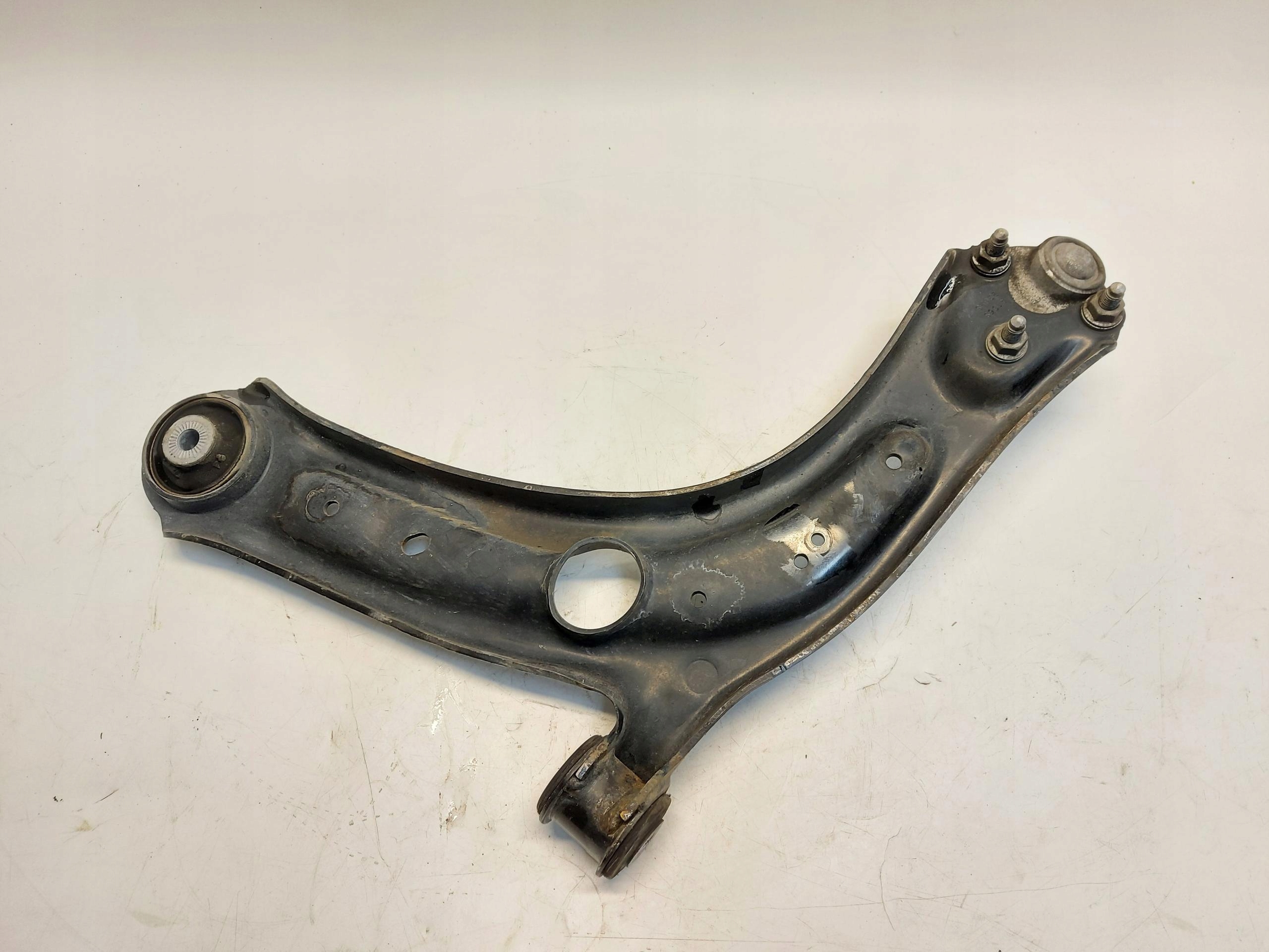 Audi RSQ3 Q3 83A 2022r arm right front