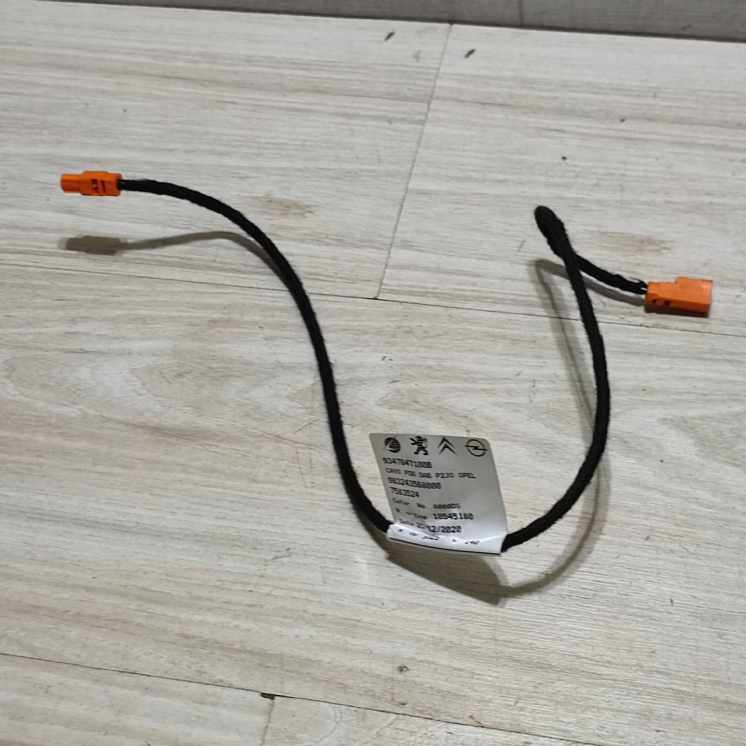 bundle anteny Opel Corsa F 9347647100B