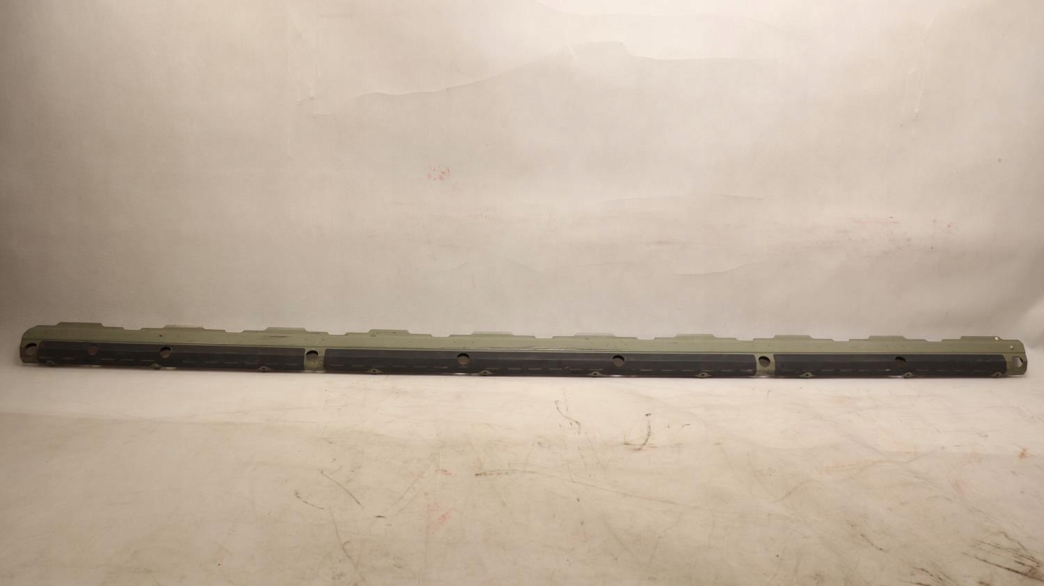 1450645-01-A - TESLA X S ПЛАНКА КРЫШКА БАТАРЕИ 1450645-01 - A