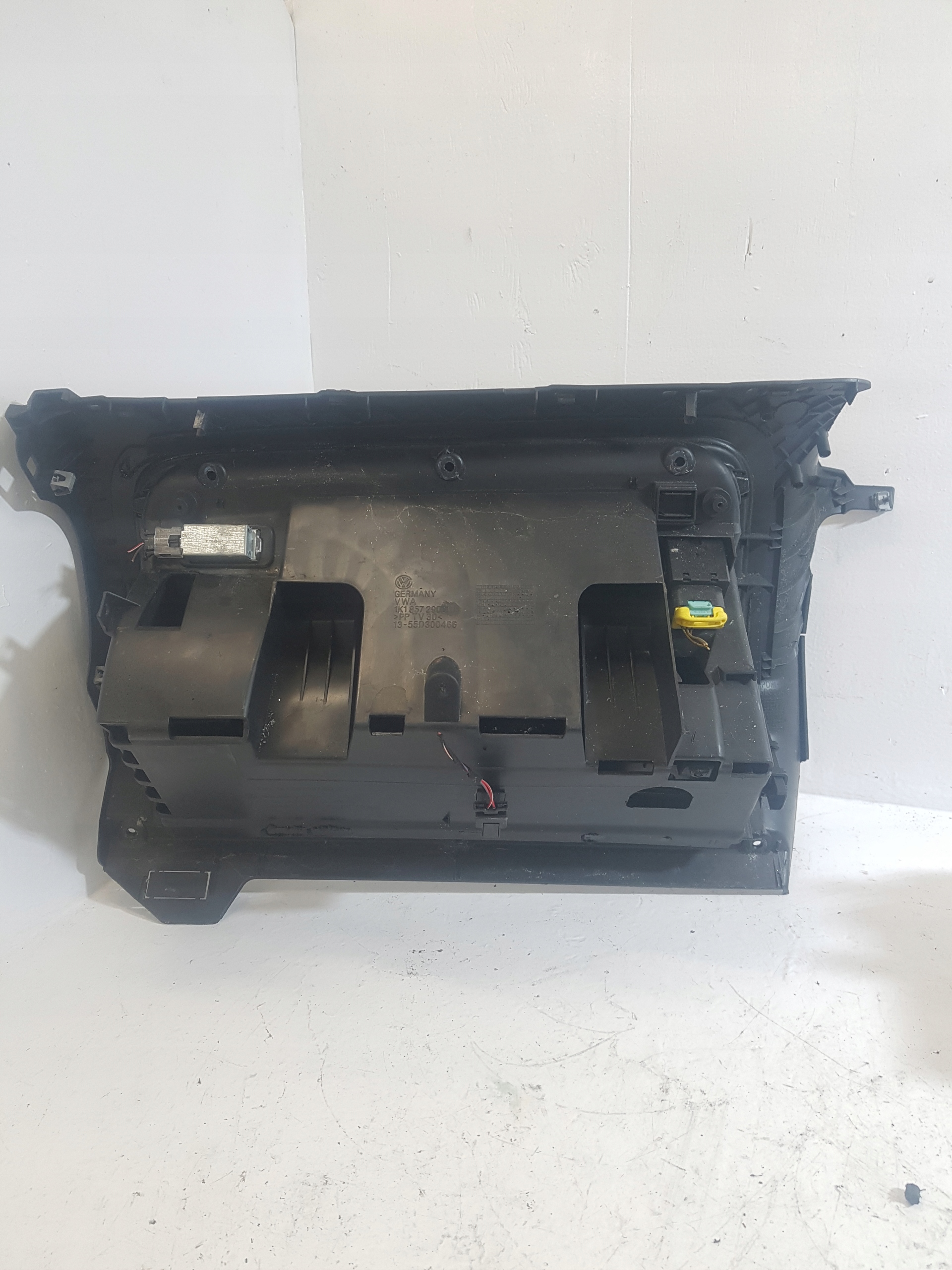Handschuhfach des Beifahrers VOLKSWAGEN GOLF 6 1K1857290E